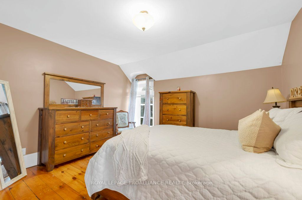 1423 Blessington Road Property Photo 22