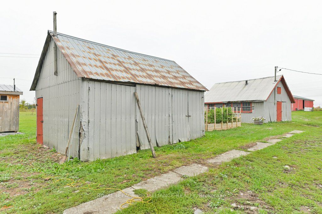 1423 Blessington Road Property Photo 33