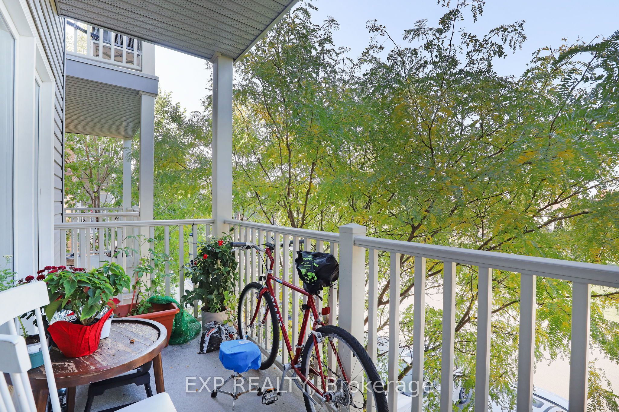 2559 Longfields Drive Property Photo 19