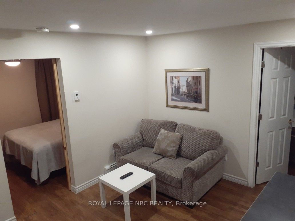 375 Almond Lane Property Photo 10