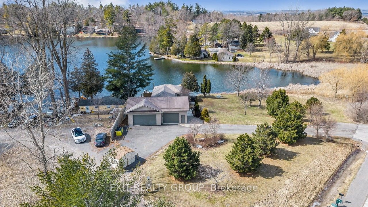 1531 Foxboro Stirling Road Property Photo 2