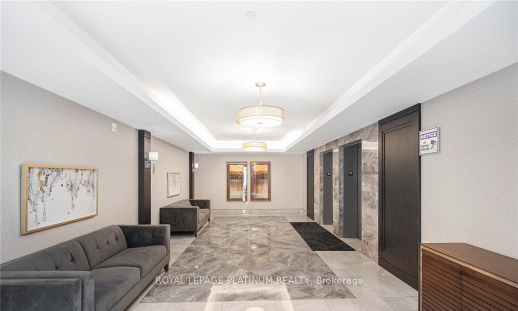 125 Shoreview Place 233 Property Photo 1