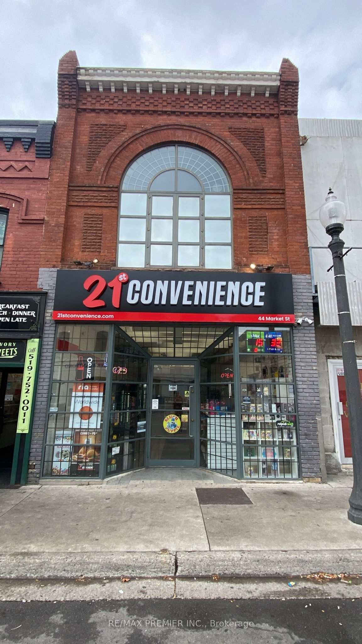 44 Market Street Property Photo 1