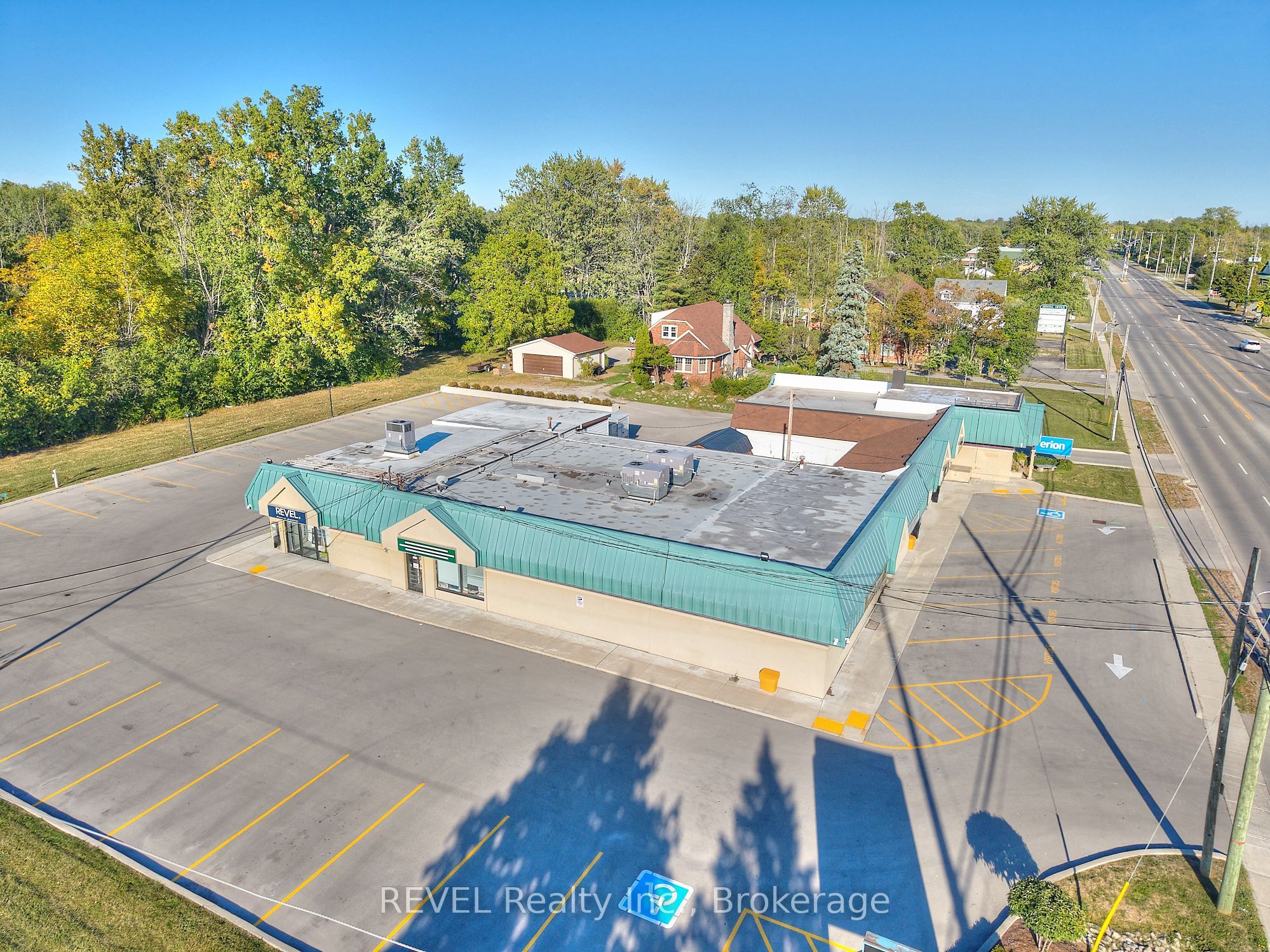 1218-1224 Garrison Road Property Photo 11