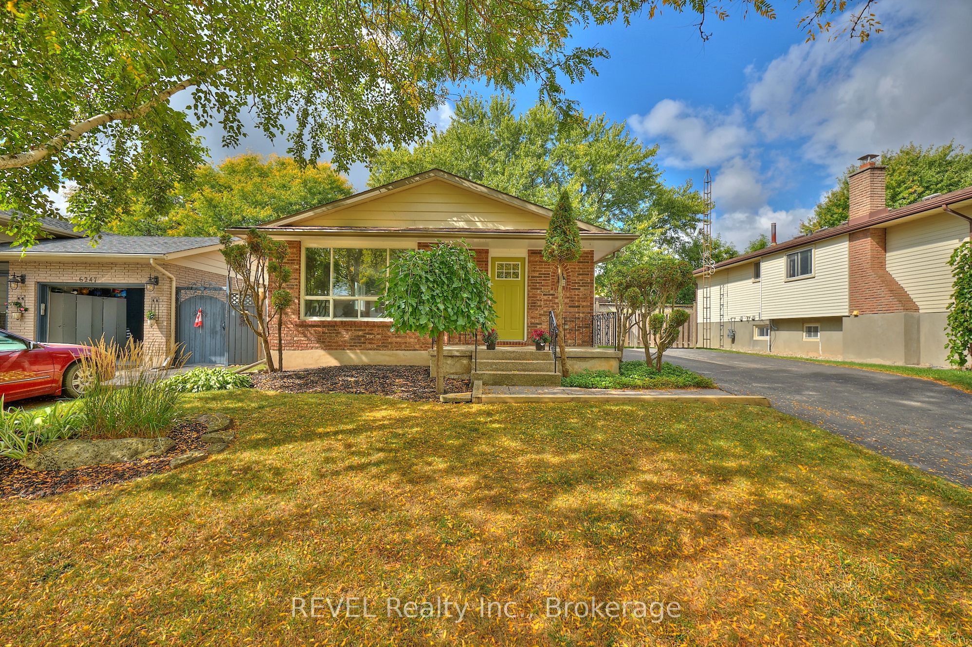 6237 Monterey Avenue Property Photo 1