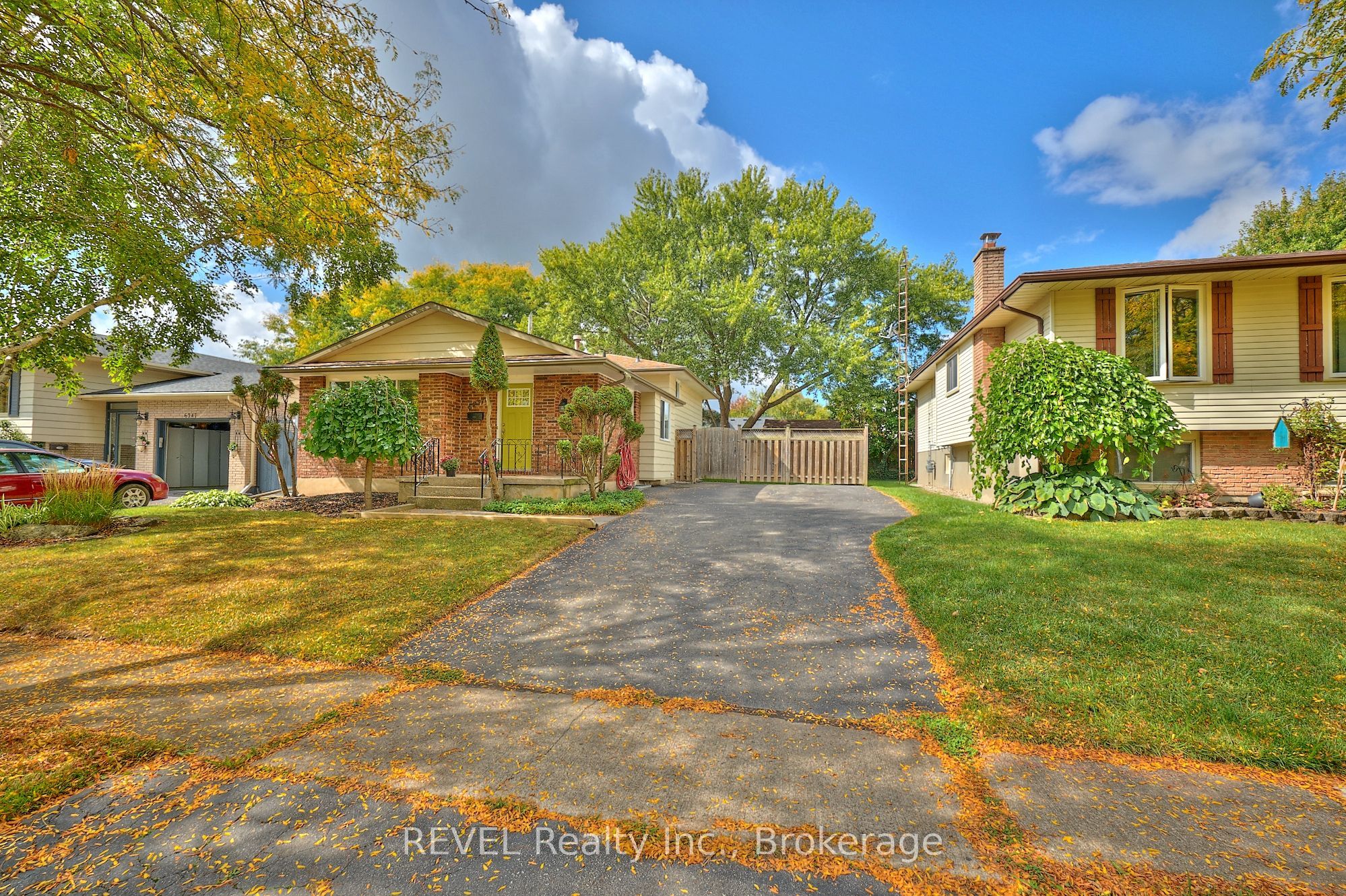 6237 Monterey Avenue Property Photo 2