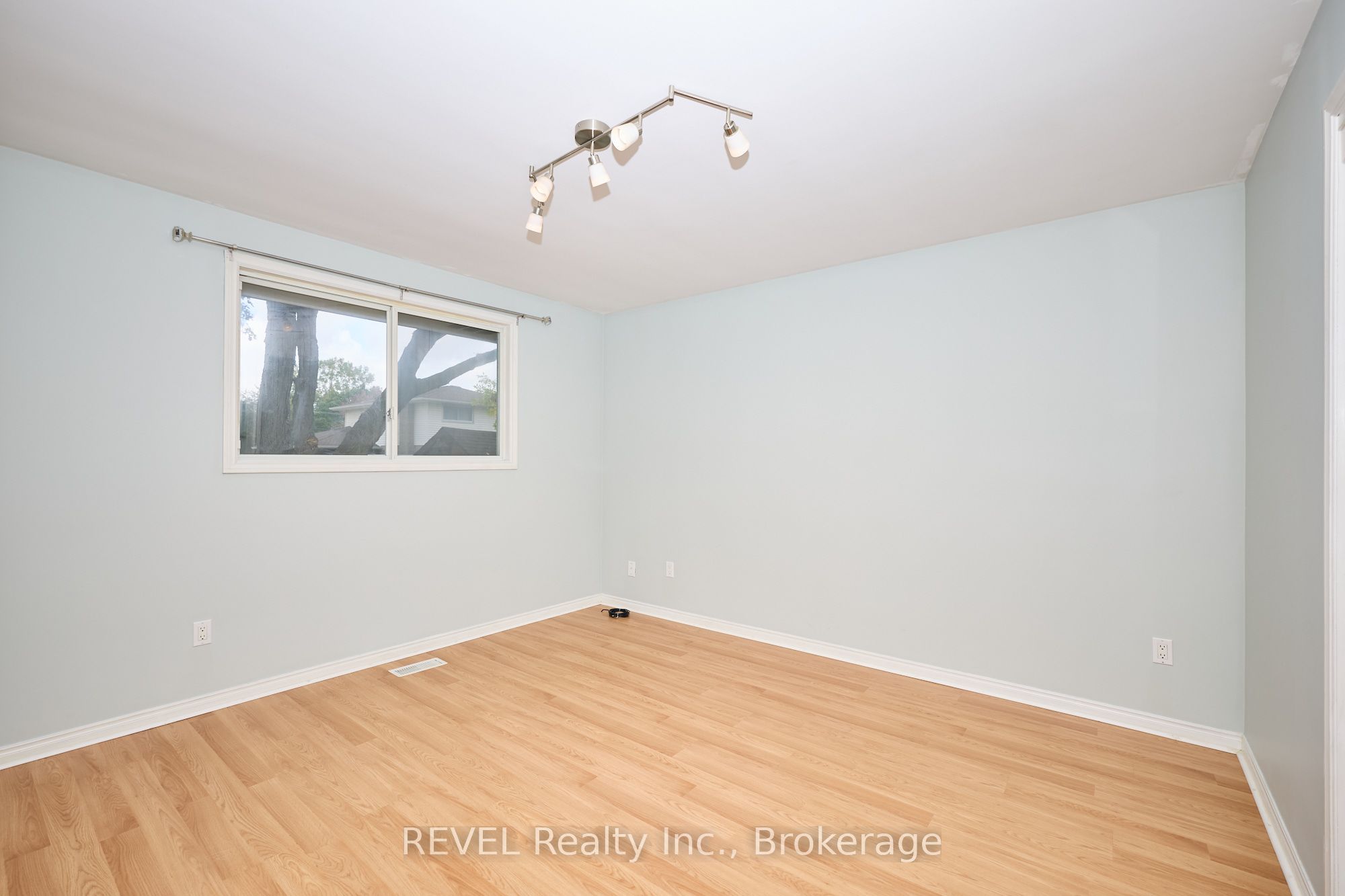 6237 Monterey Avenue Property Photo 12