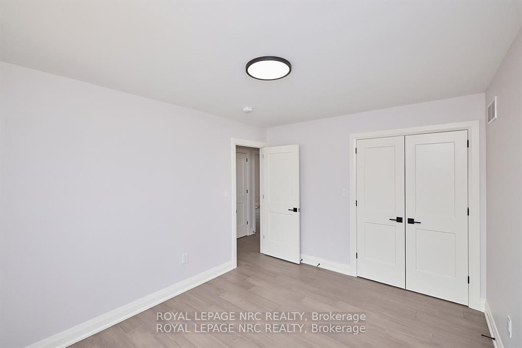 195 Hodgkins Ave Property Photo 22