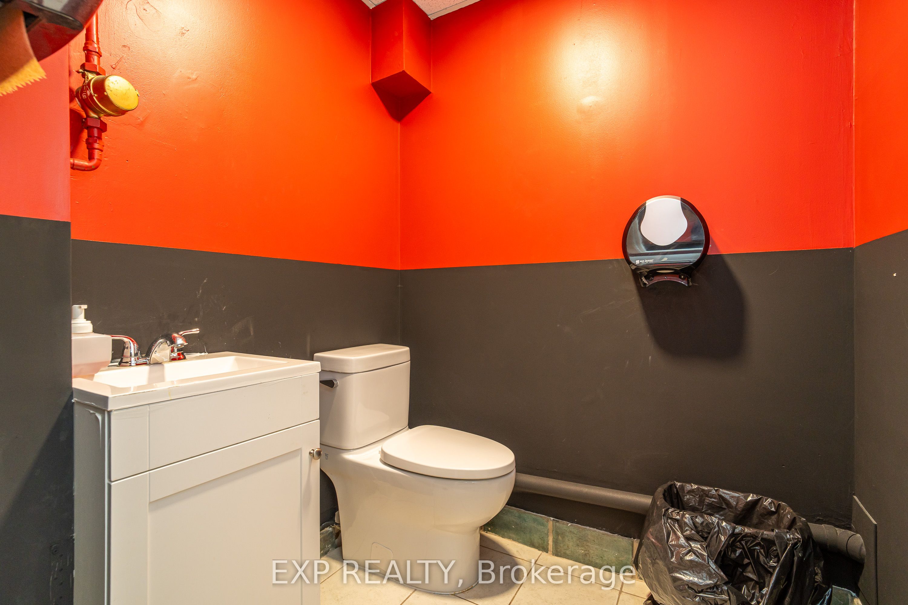 304-306 Preston Street Property Photo 26