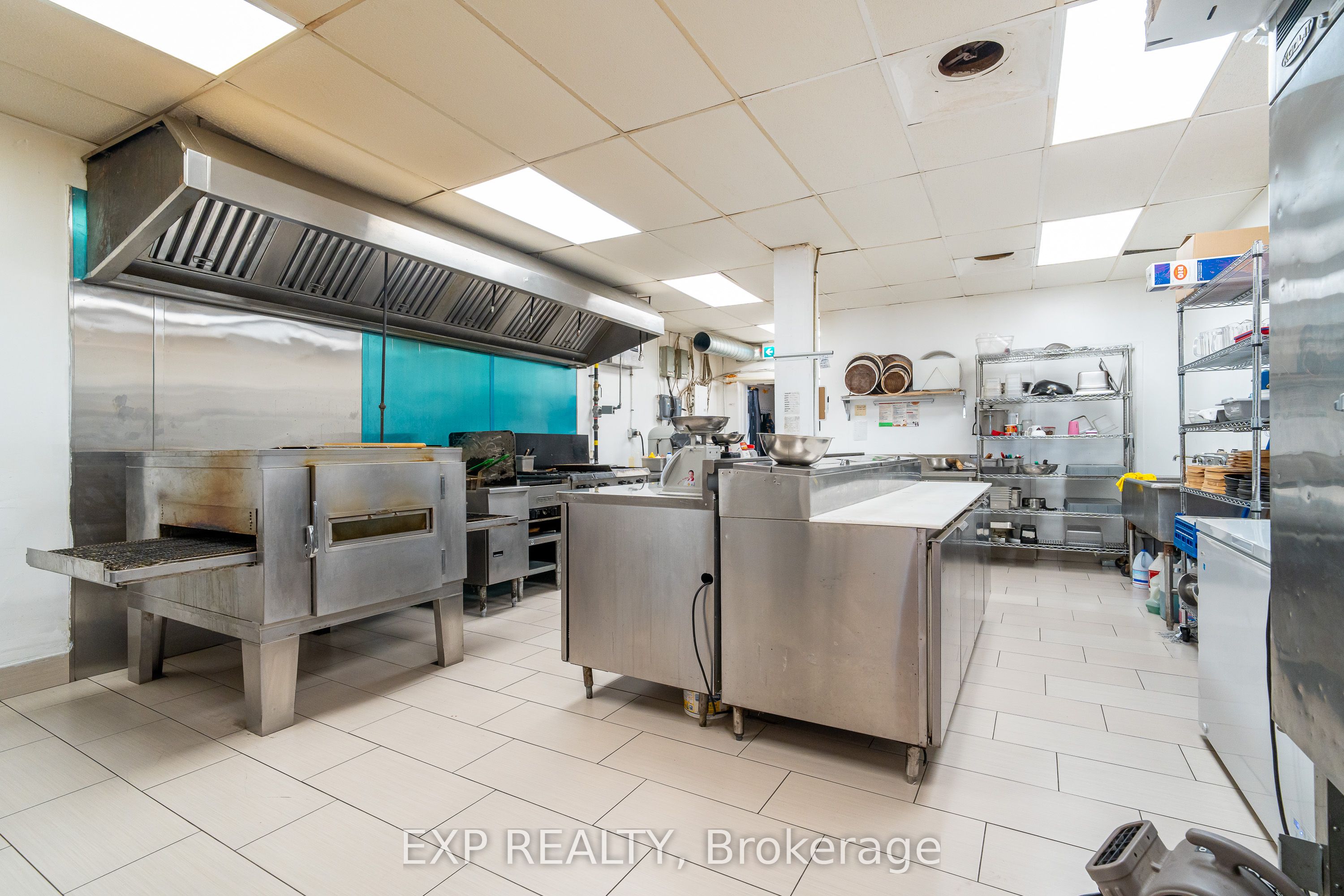 304-306 Preston Street Property Photo 27