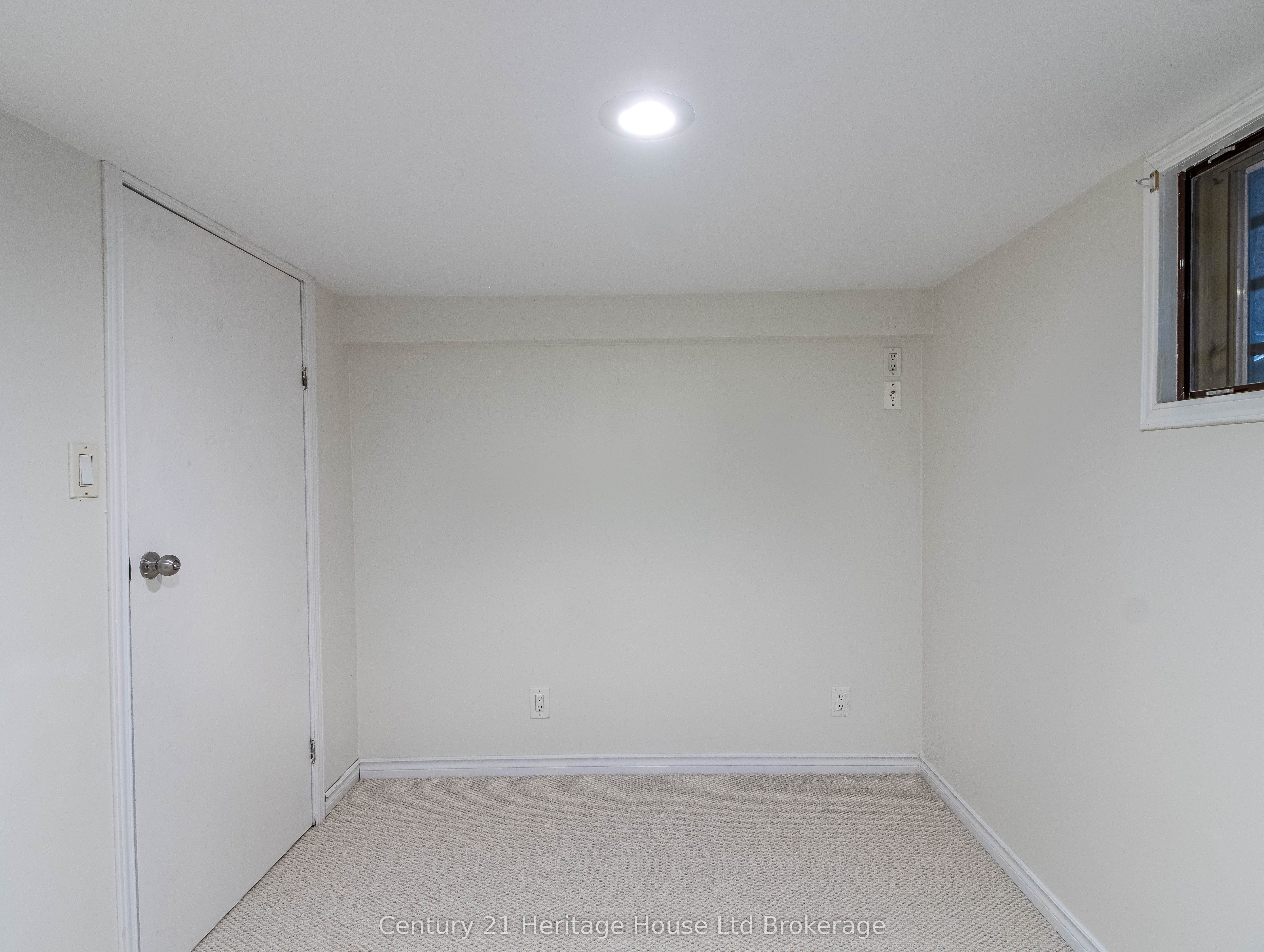 675 Miller Street Property Photo 22