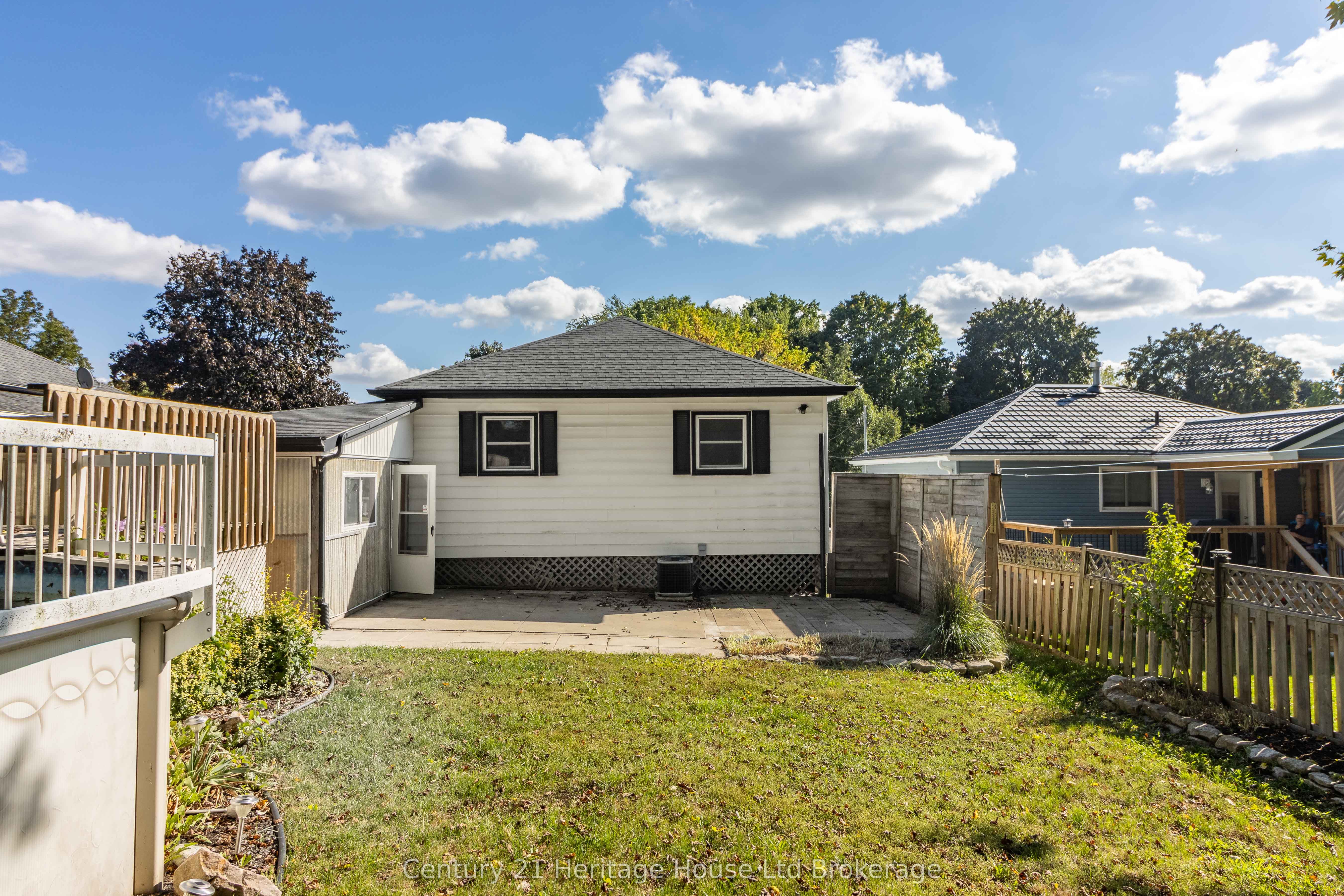 675 Miller Street Property Photo 27