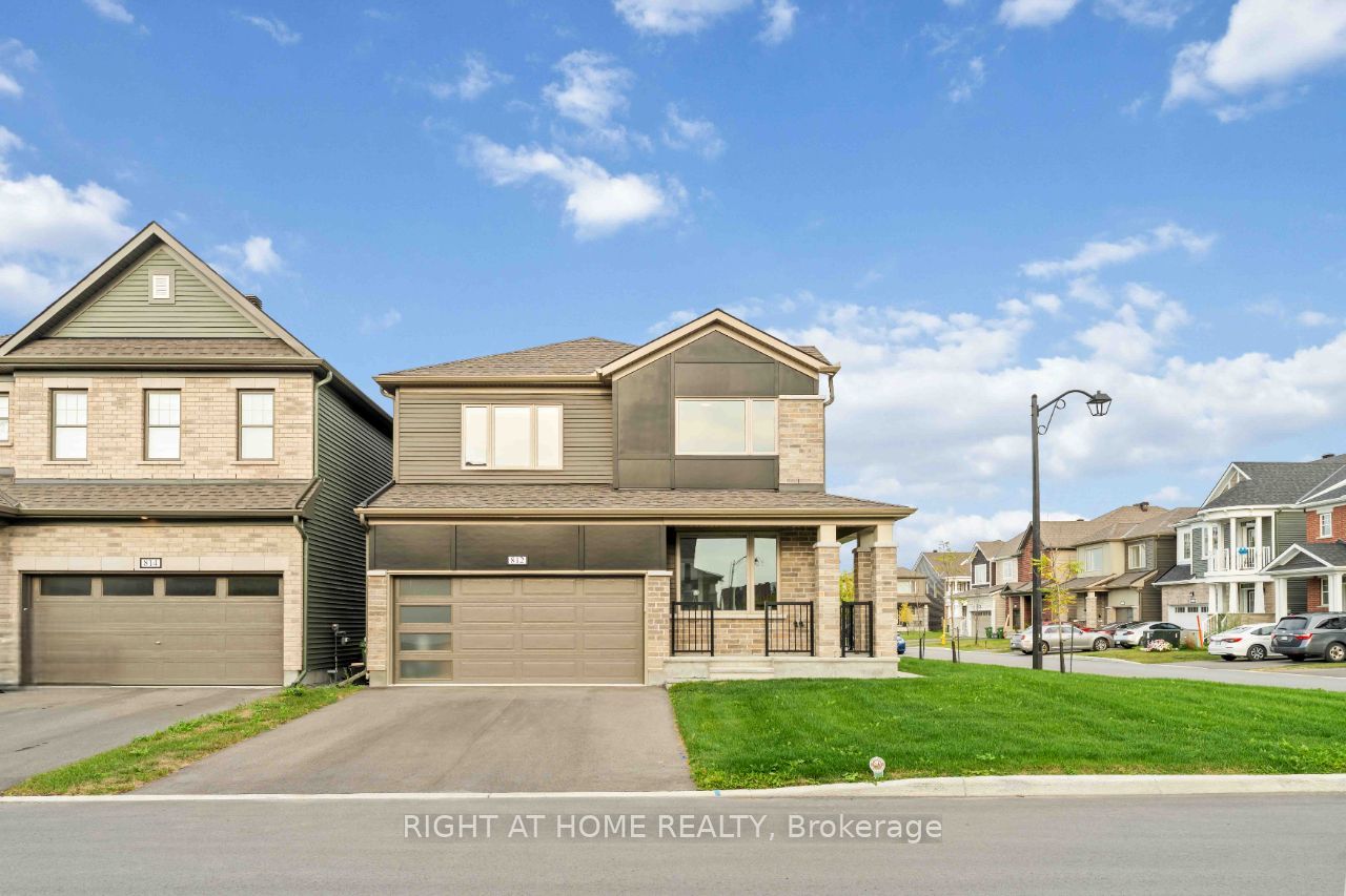 812 Croissant Snap Hook Crescent Property Photo 3