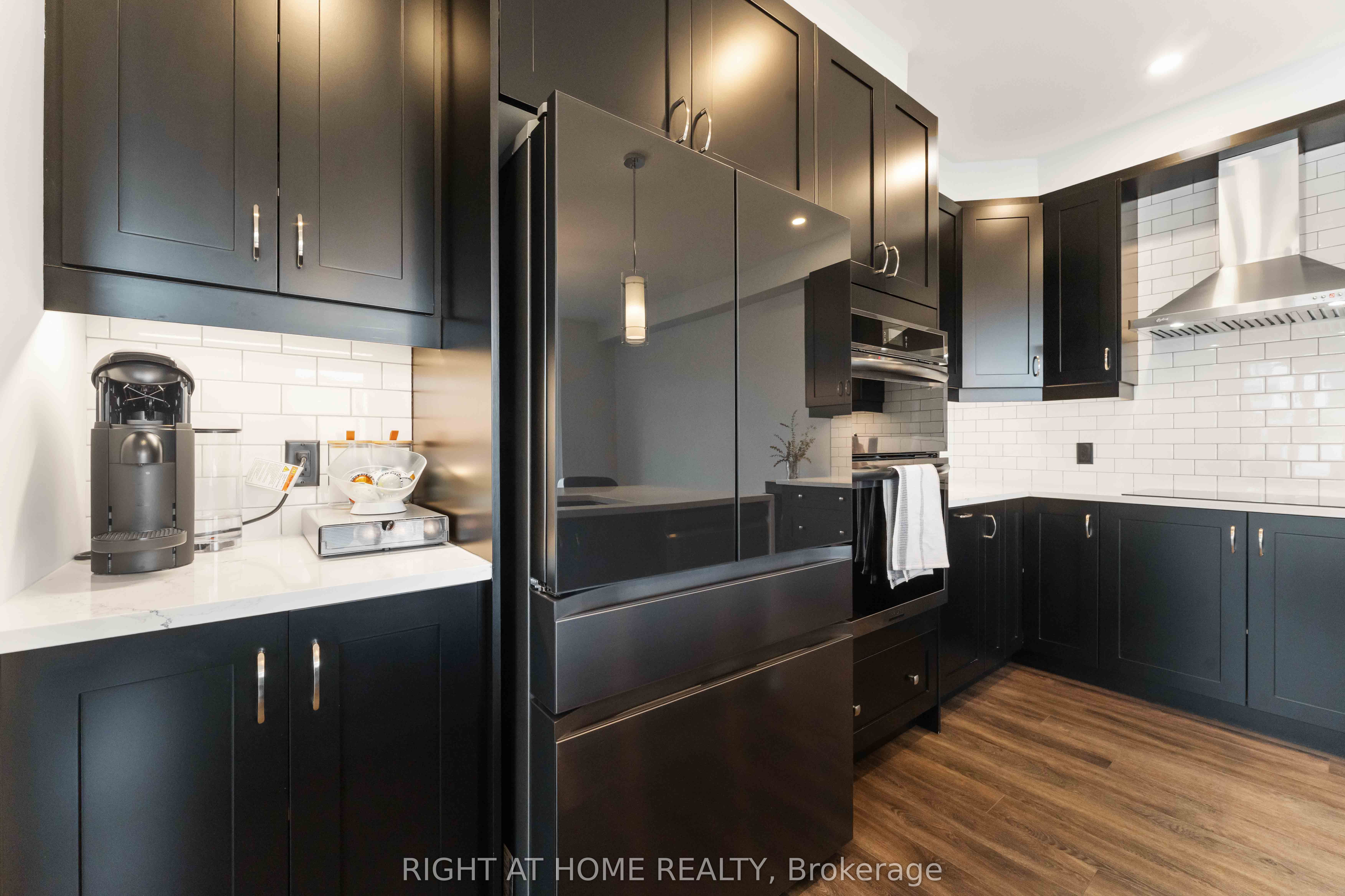 812 Croissant Snap Hook Crescent Property Photo 13