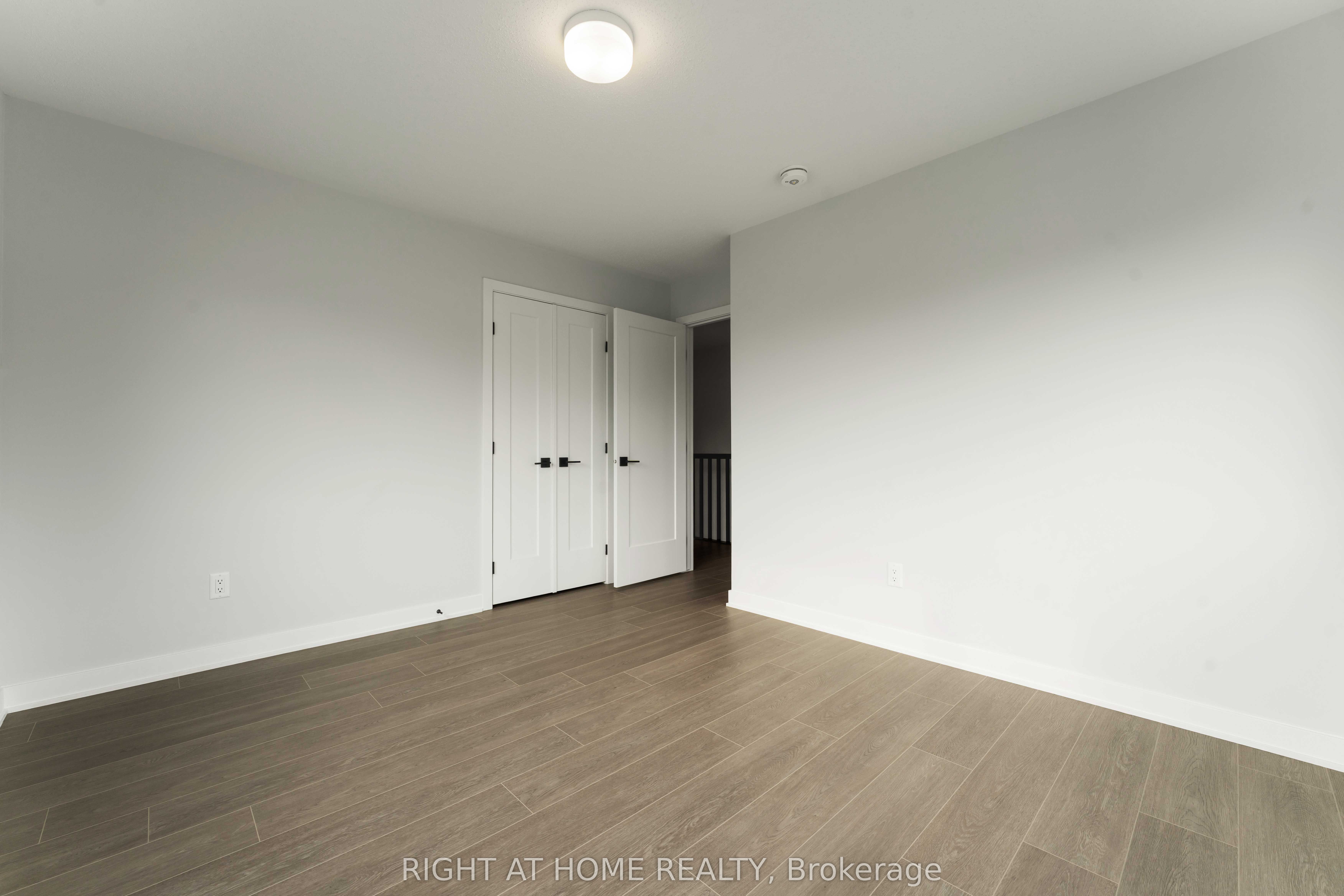 812 Croissant Snap Hook Crescent Property Photo 30