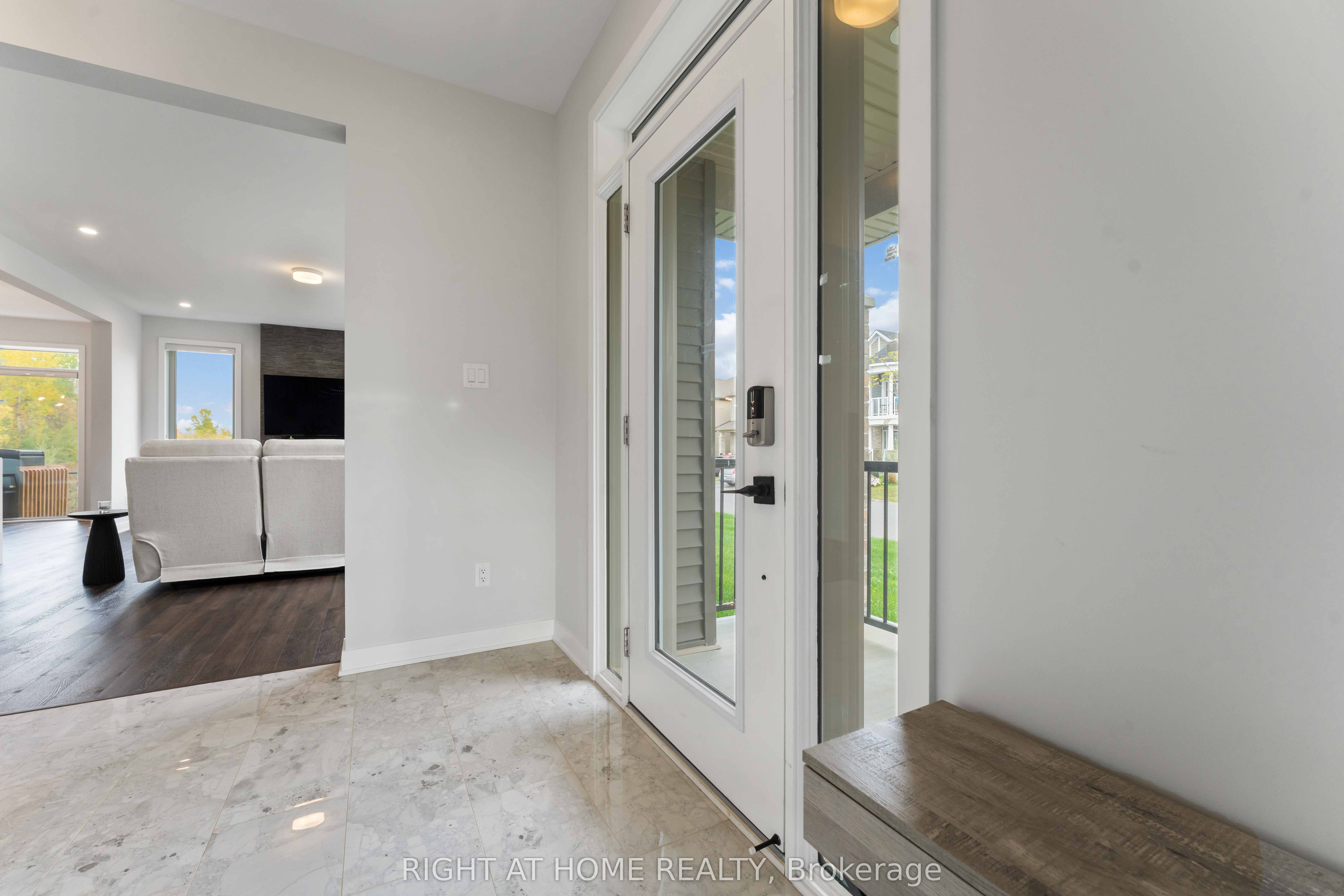 812 Croissant Snap Hook Crescent Property Photo 34