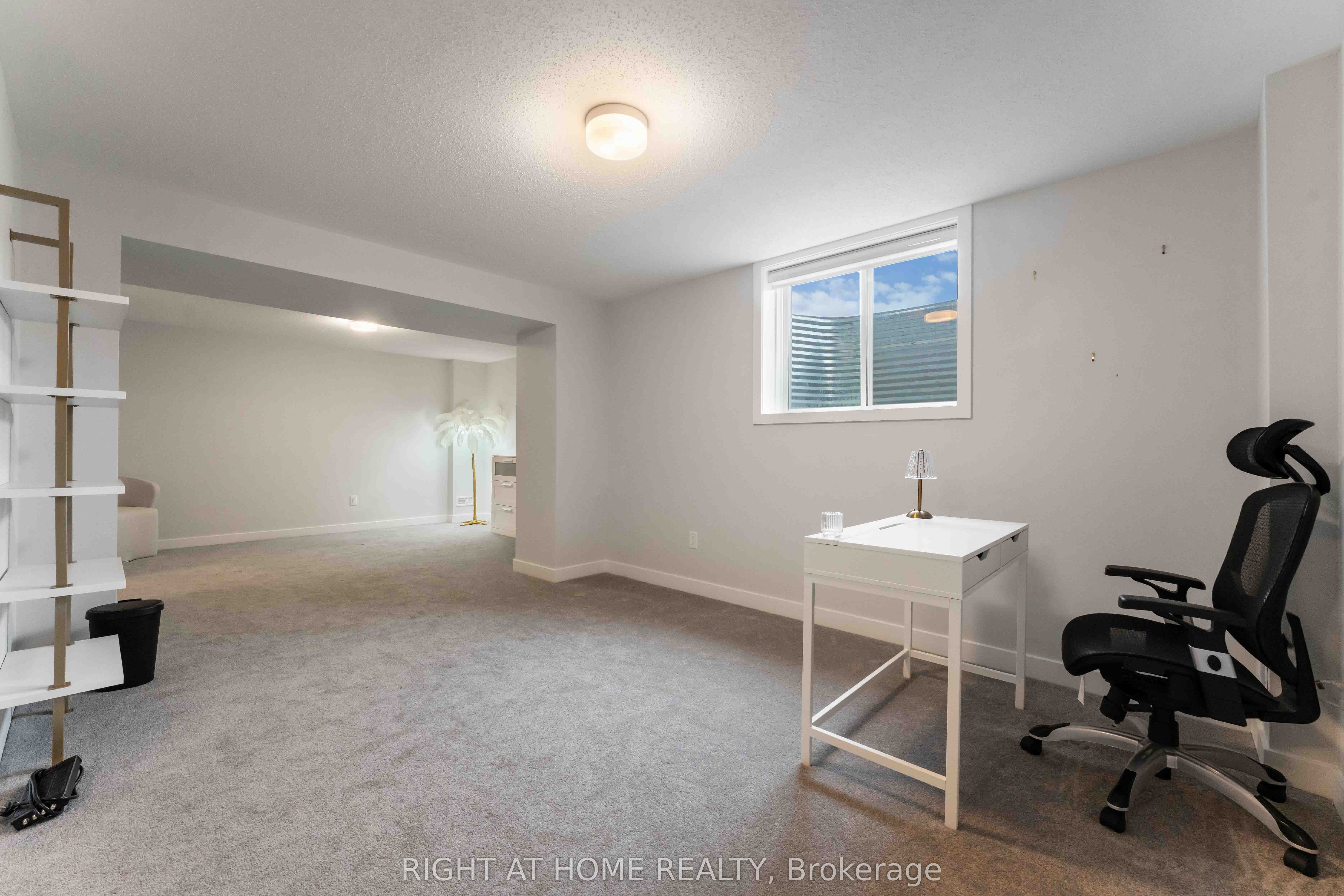 812 Croissant Snap Hook Crescent Property Photo 36