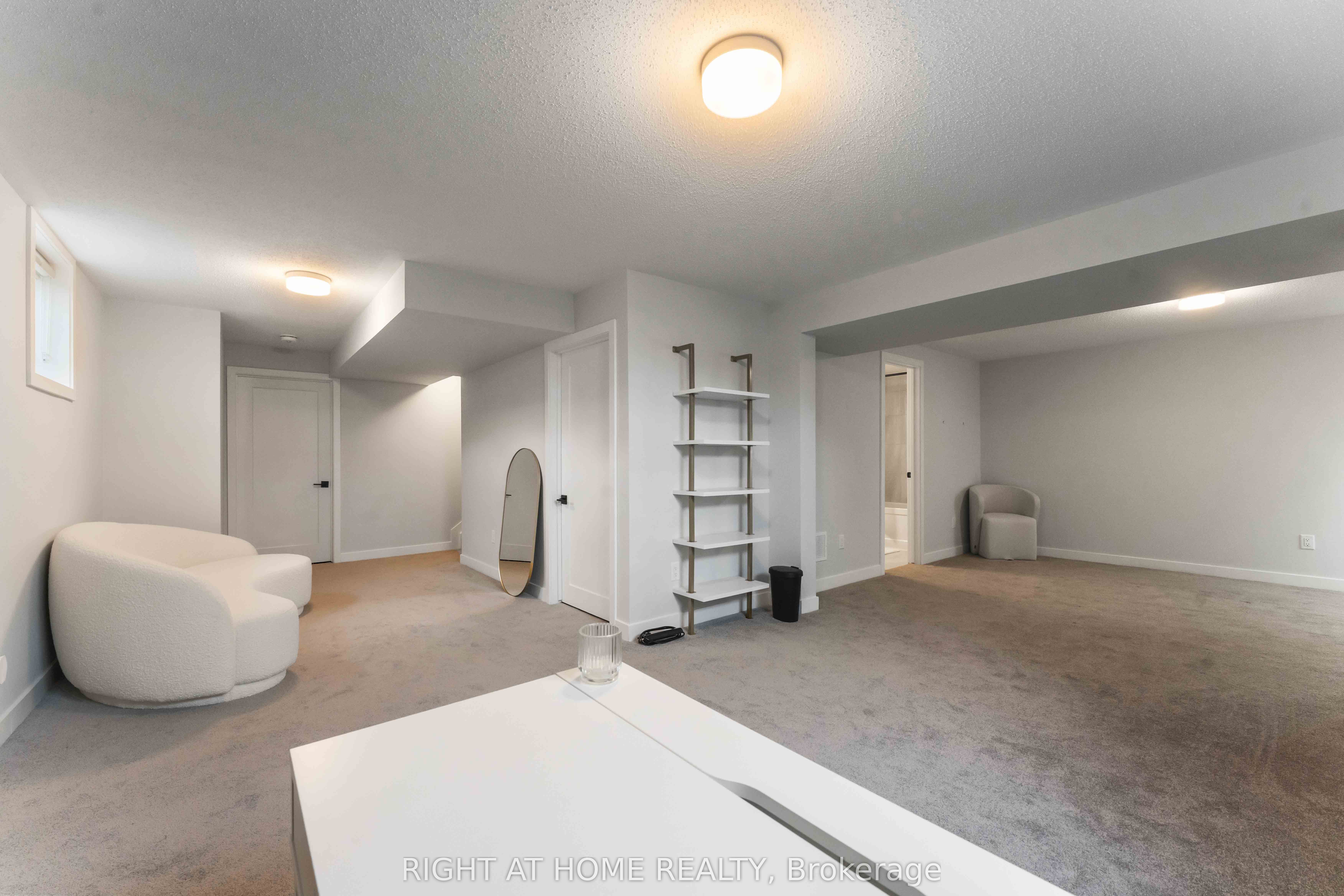 812 Croissant Snap Hook Crescent Property Photo 37