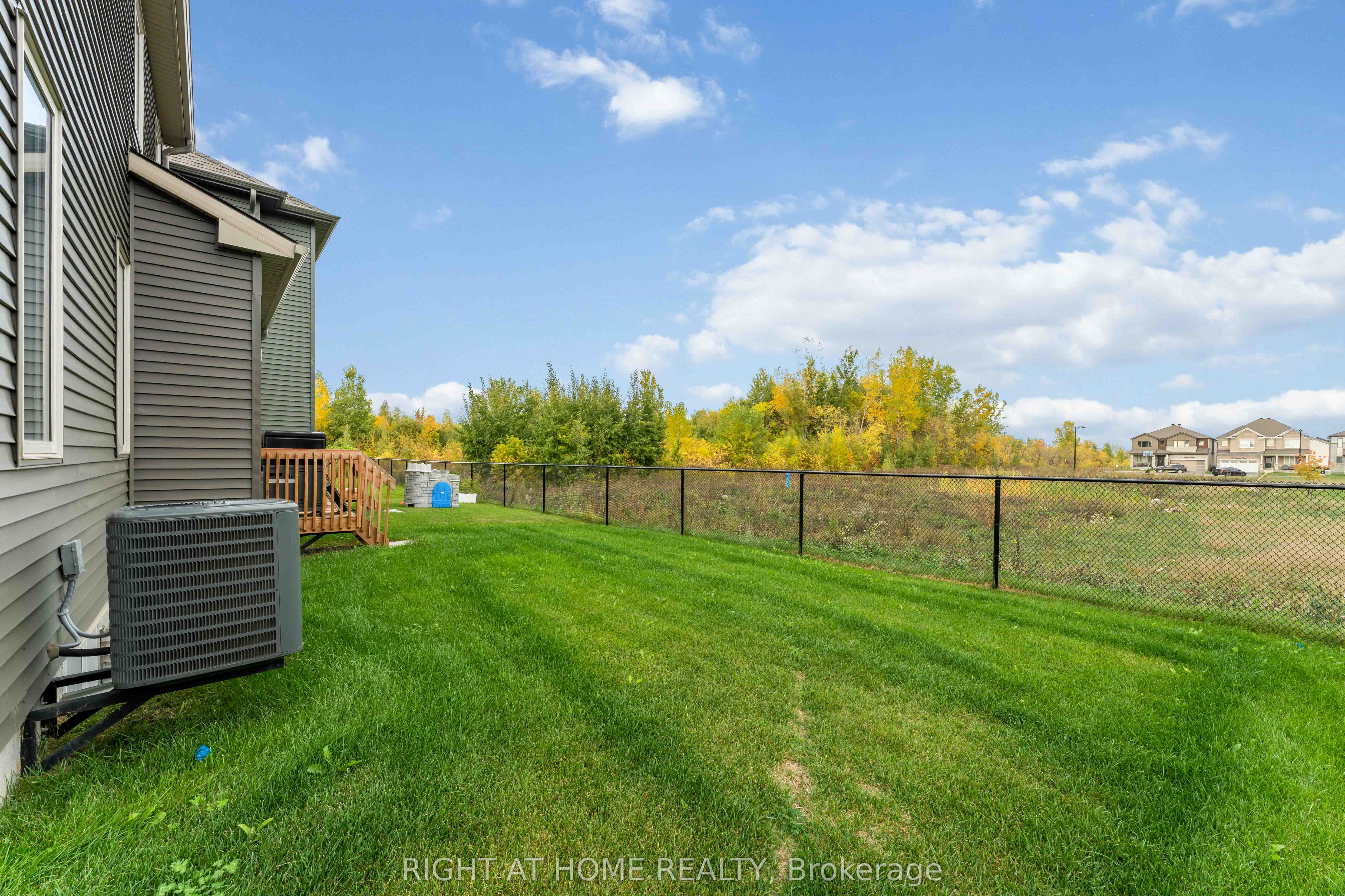 812 Croissant Snap Hook Crescent Property Photo 41