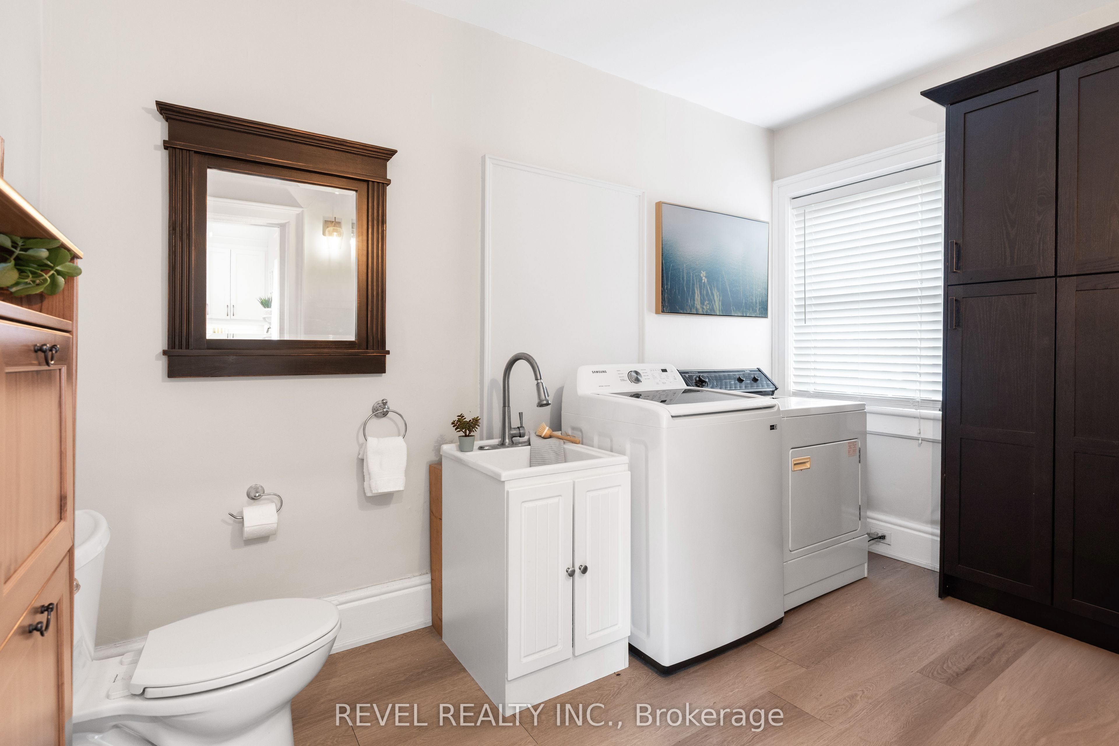 35 Glenelg Street E Property Photo 25