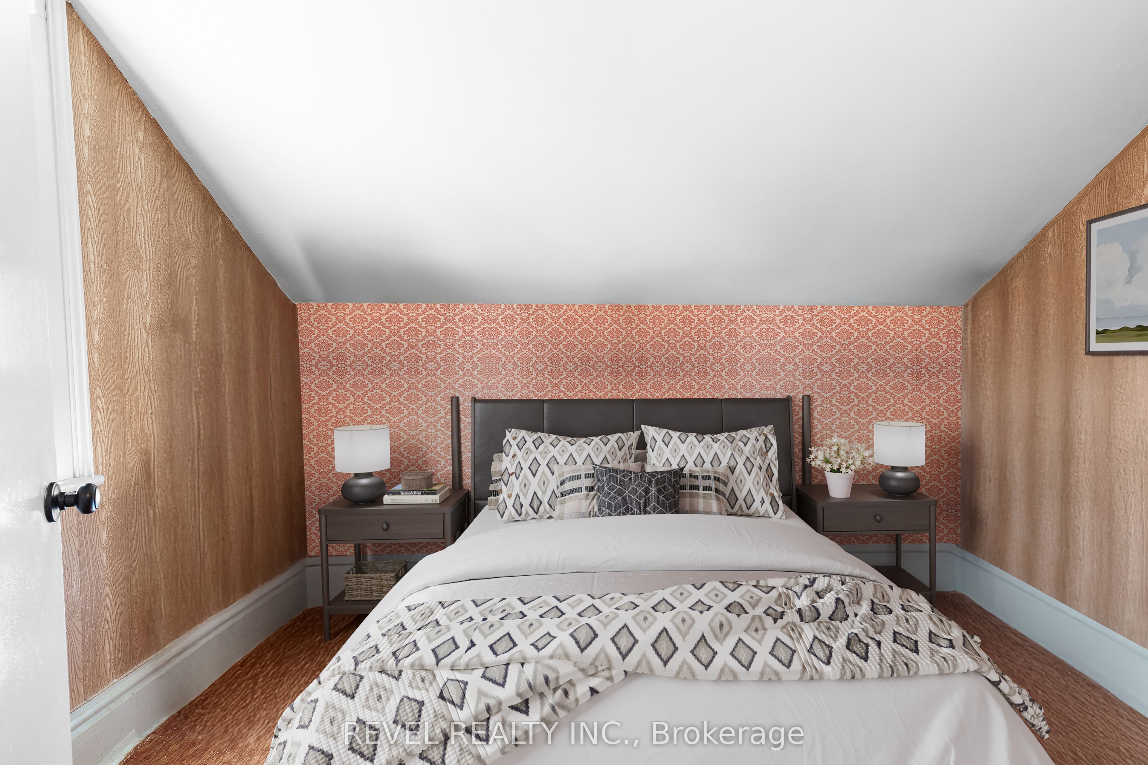 35 Glenelg Street E Property Photo 34