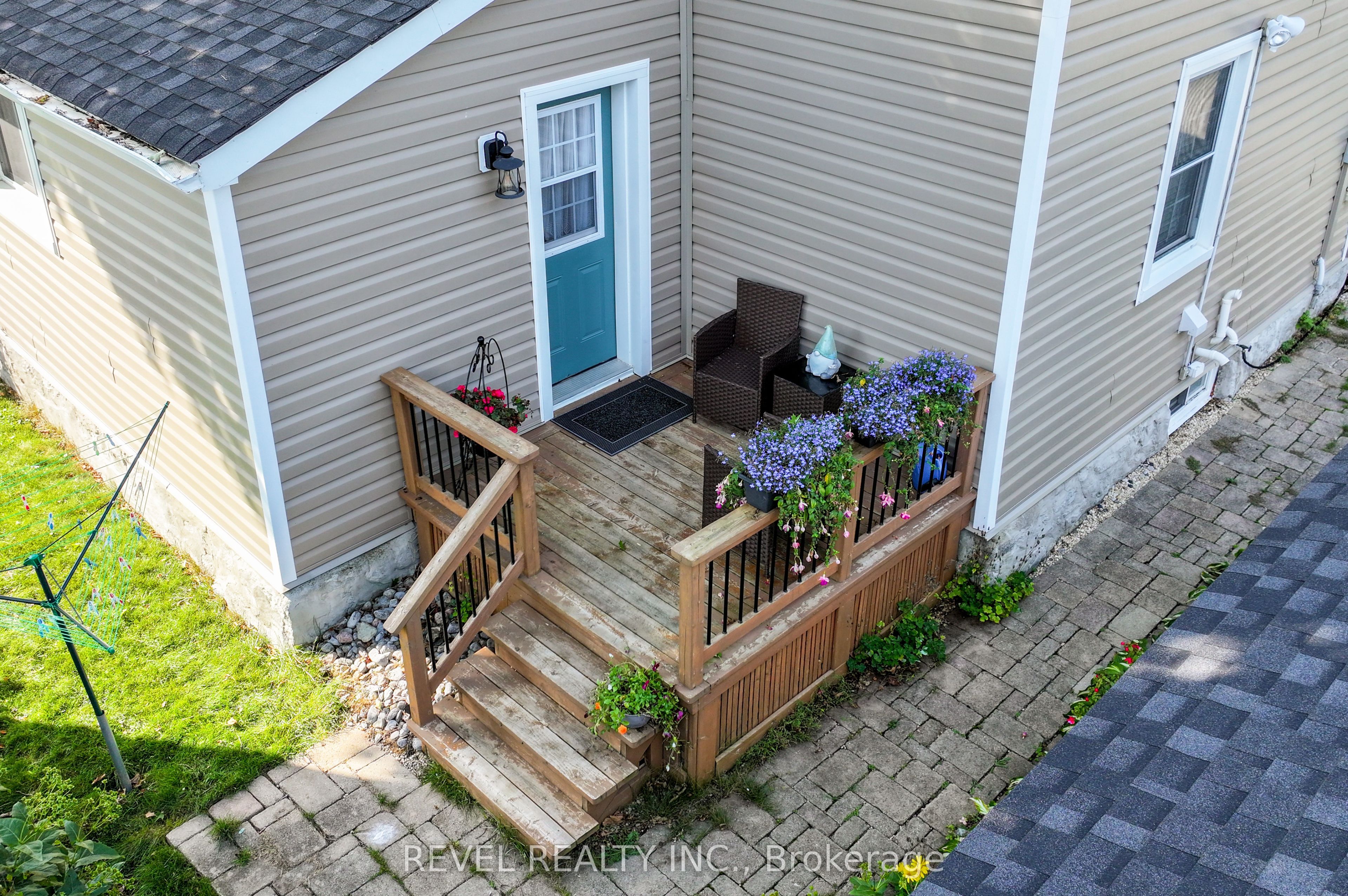 35 Glenelg Street E Property Photo 44