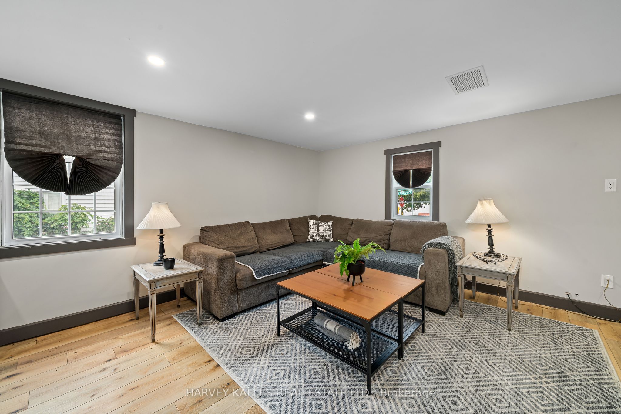 22 Demille Street Property Photo 8