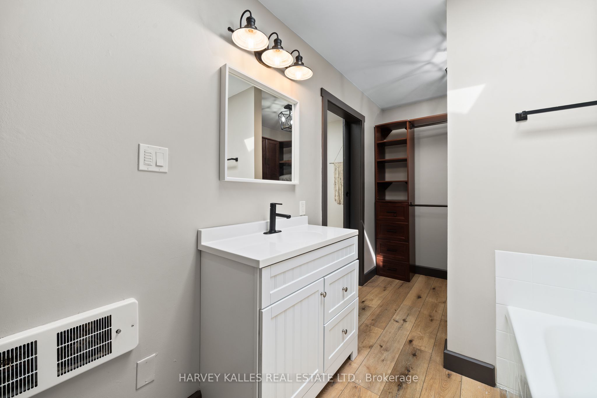 22 Demille Street Property Photo 13