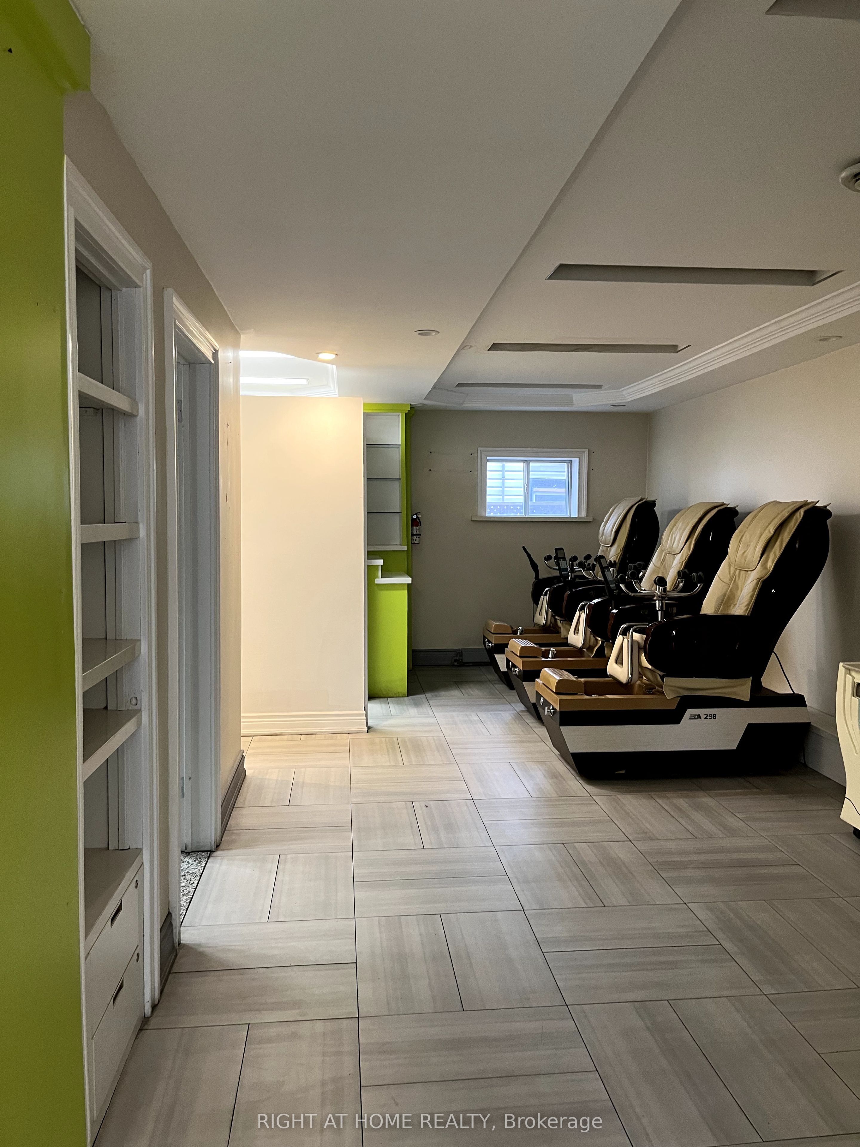 314 Crockett Street 1 Property Photo 4