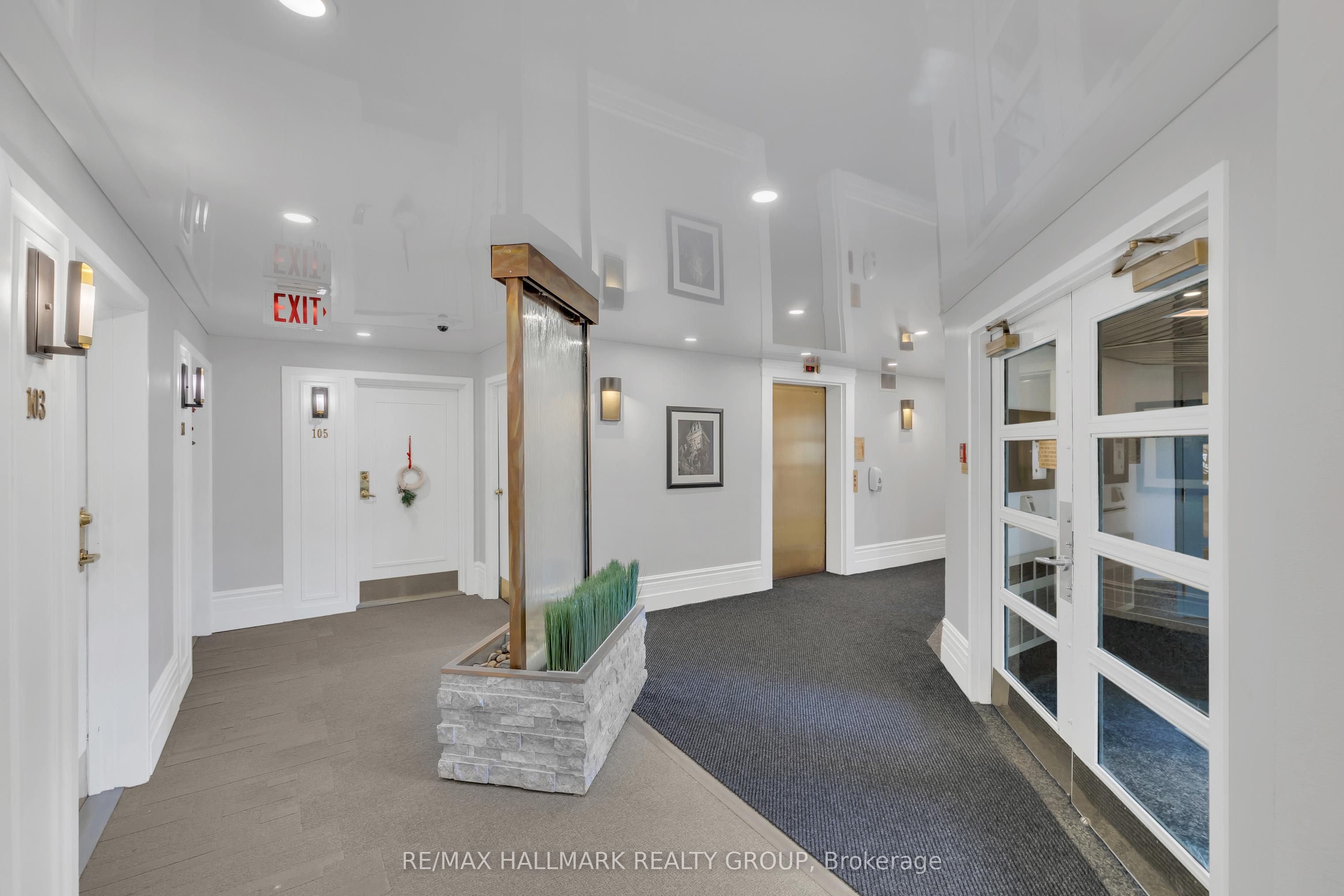 550 Cambridge Street S 307 Property Photo 3