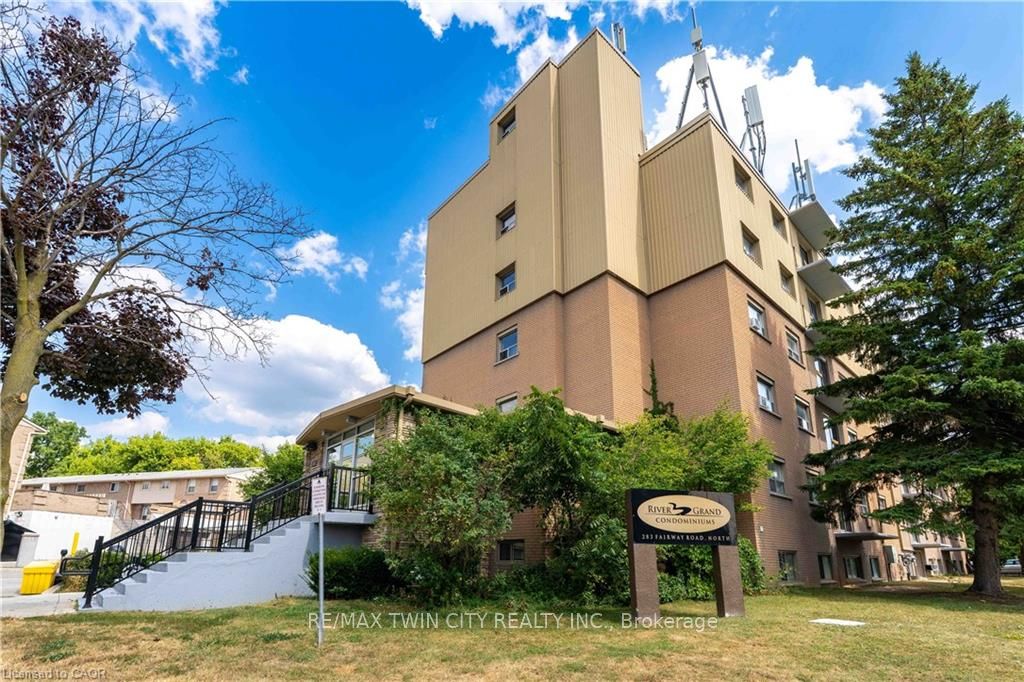 283 Fairway Road N 101 Property Photo 1