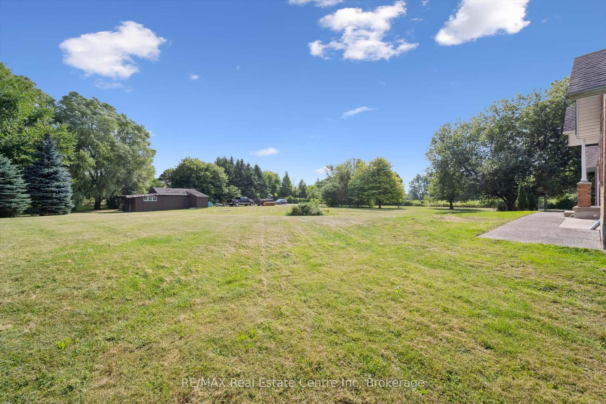 5044 Whitelaw Road Property Photo 32