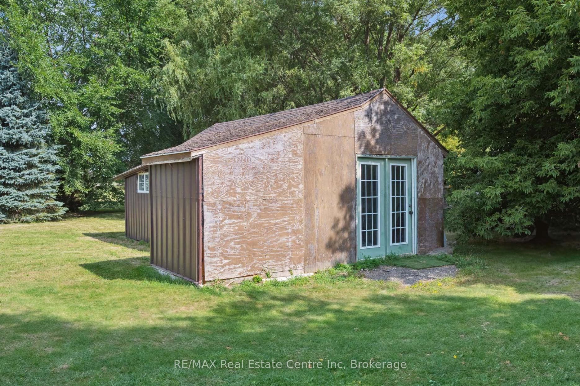 5044 Whitelaw Road Property Photo 36