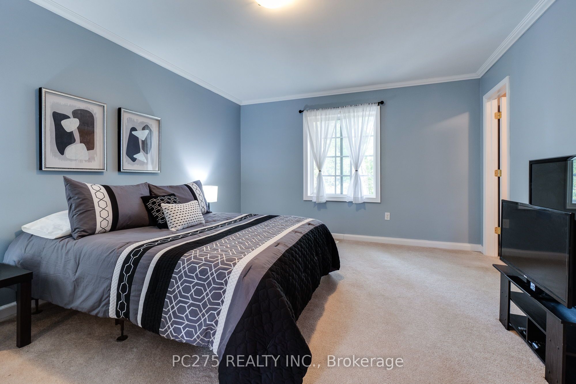 23 Mactavesh Crescent Property Photo 29