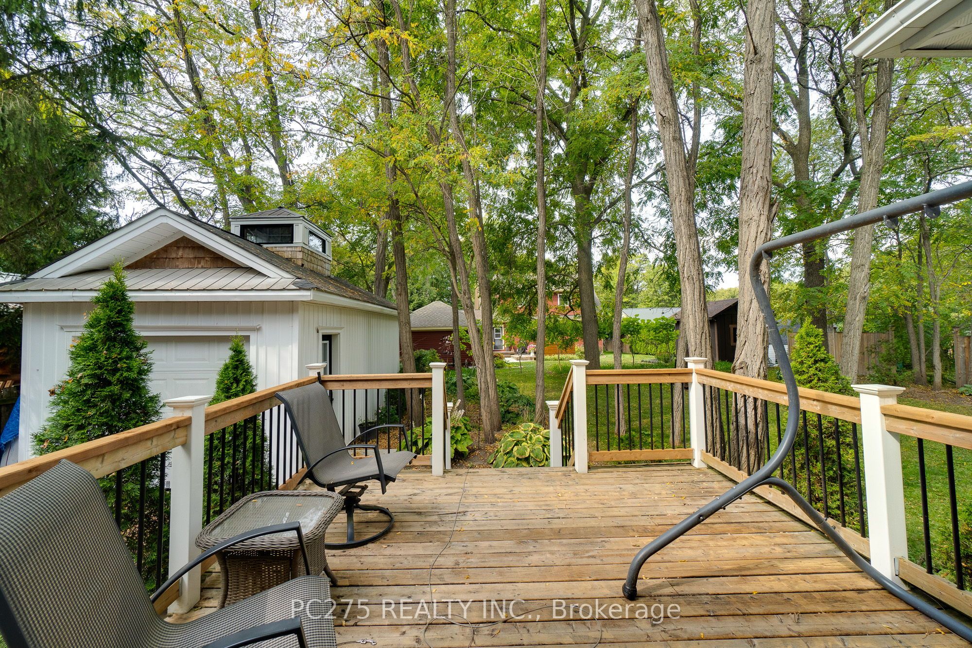 23 Mactavesh Crescent Property Photo 32