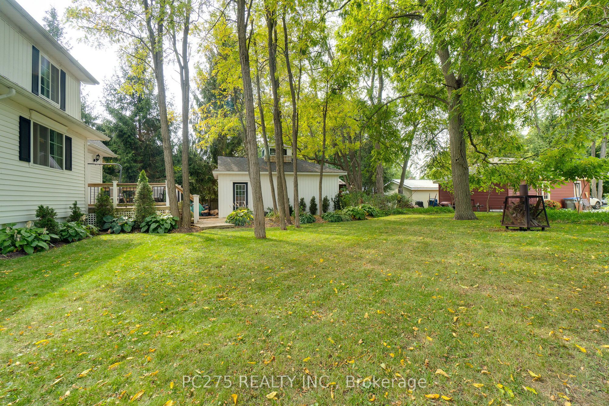 23 Mactavesh Crescent Property Photo 34