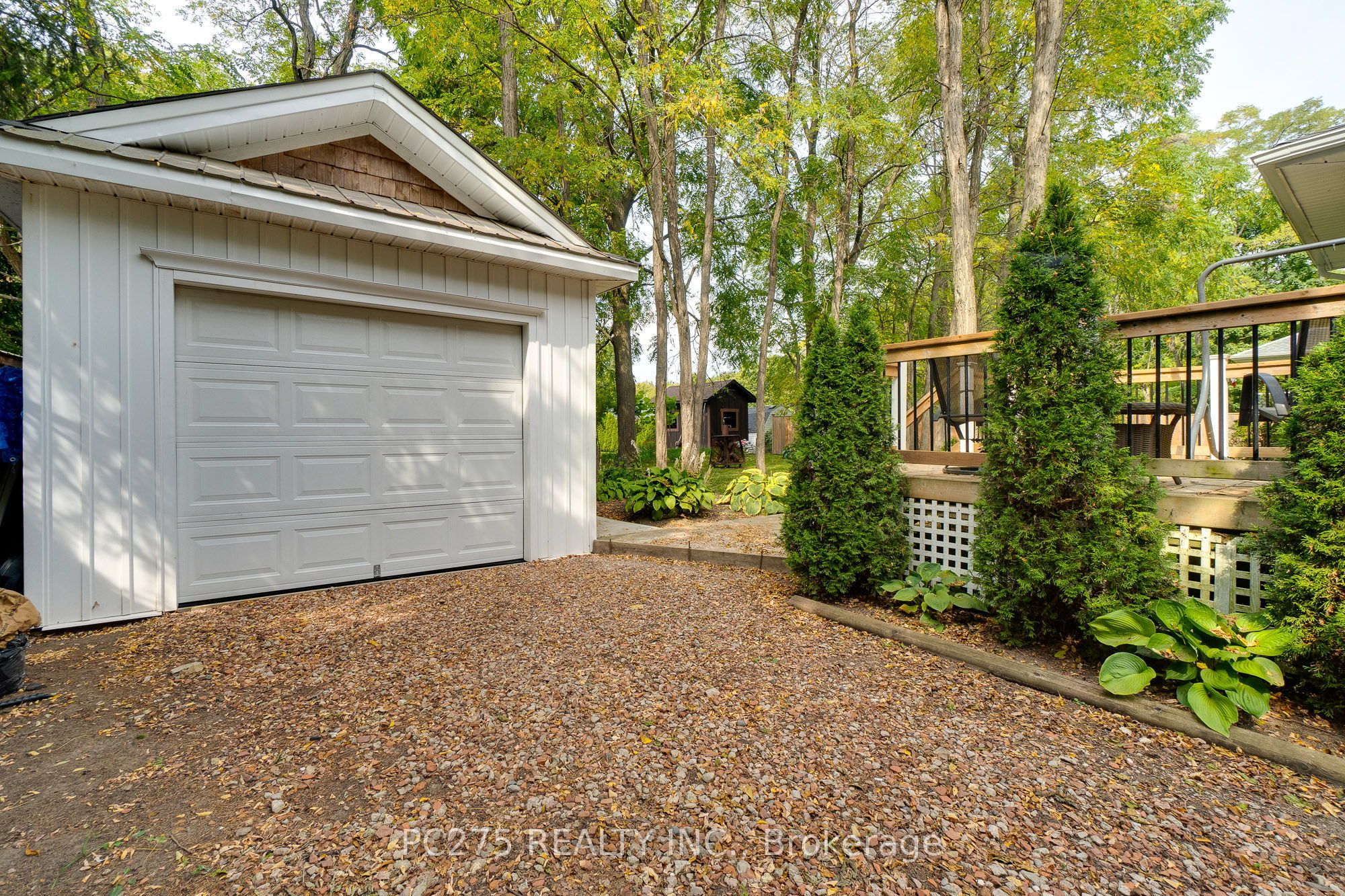 23 Mactavesh Crescent Property Photo 37