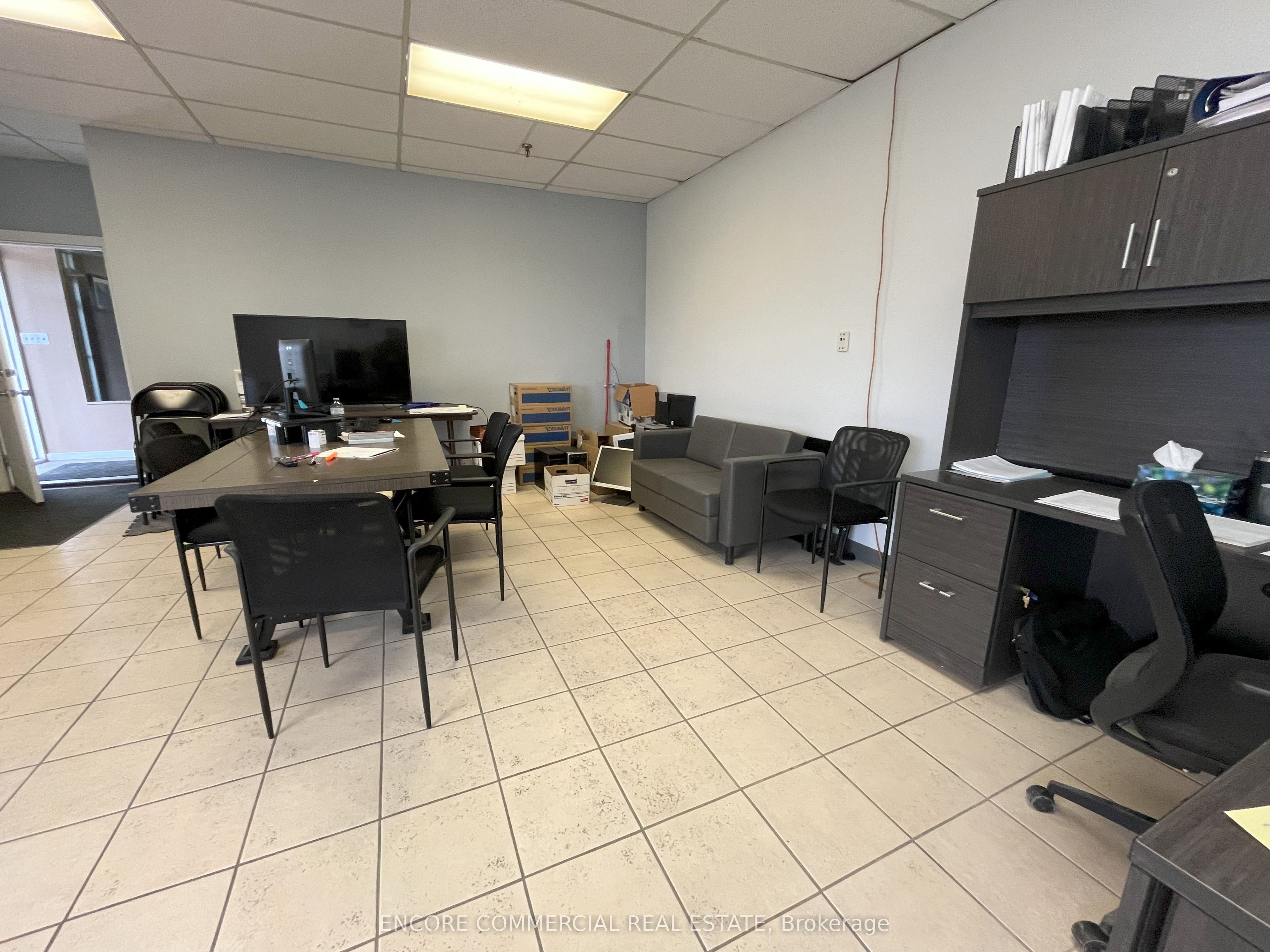 2021 Rogers Rd Property Photo 4