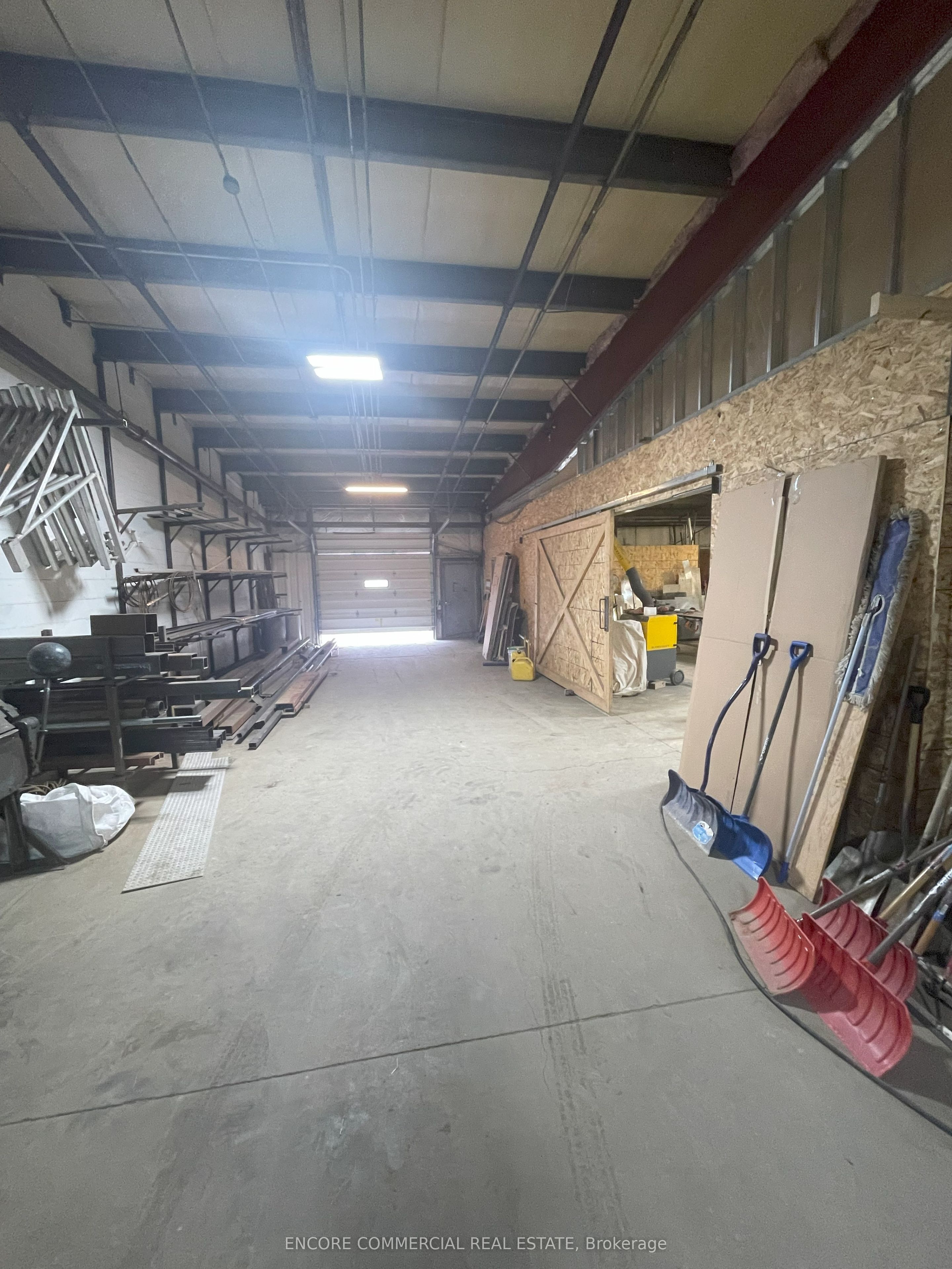 2021 Rogers Rd Property Photo 8