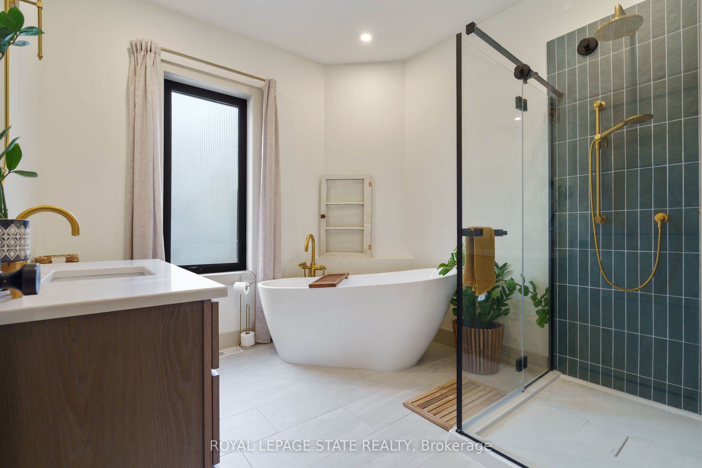 51 Terrace Hill Street Property Photo 29