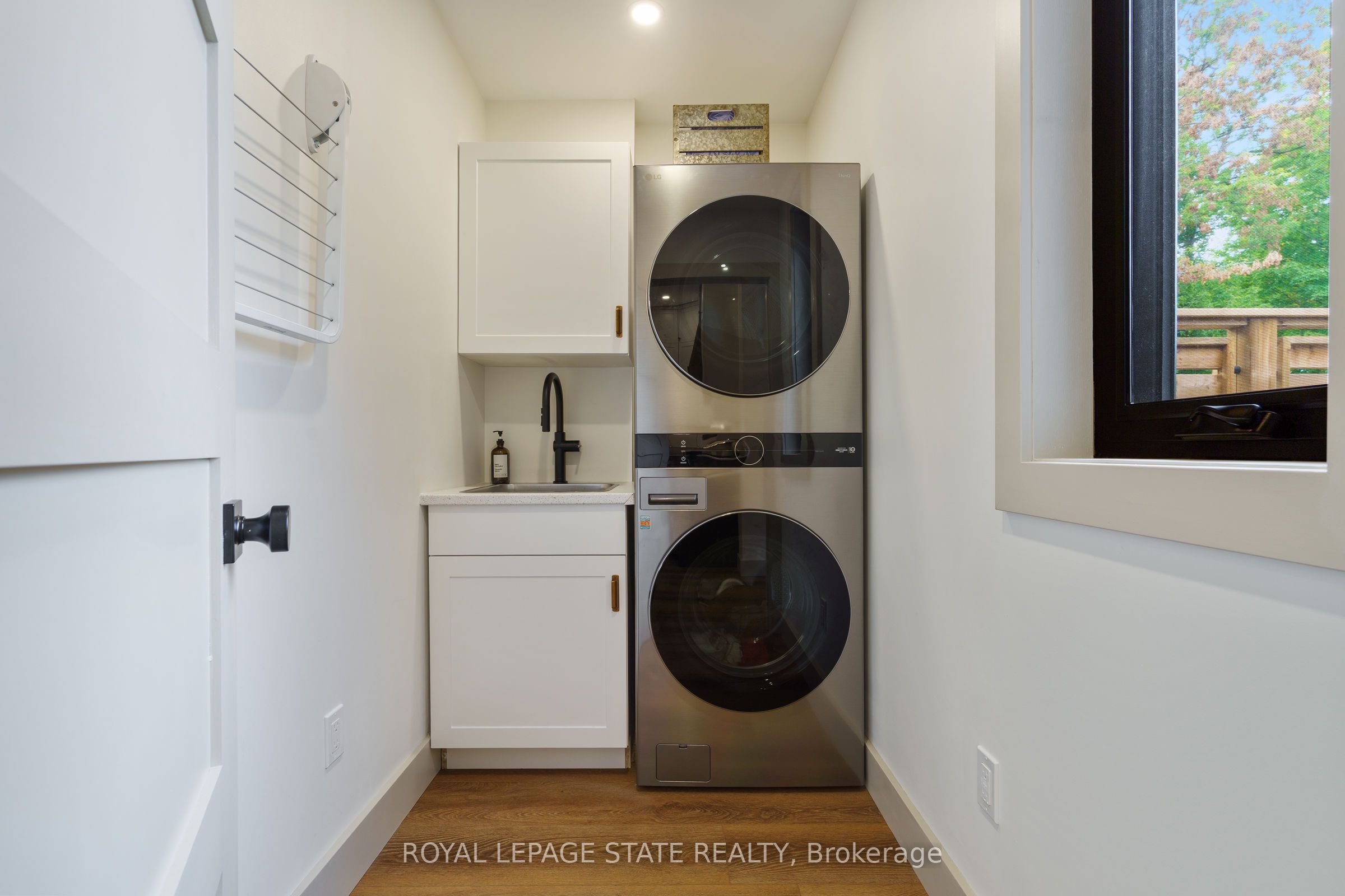 51 Terrace Hill Street Property Photo 38