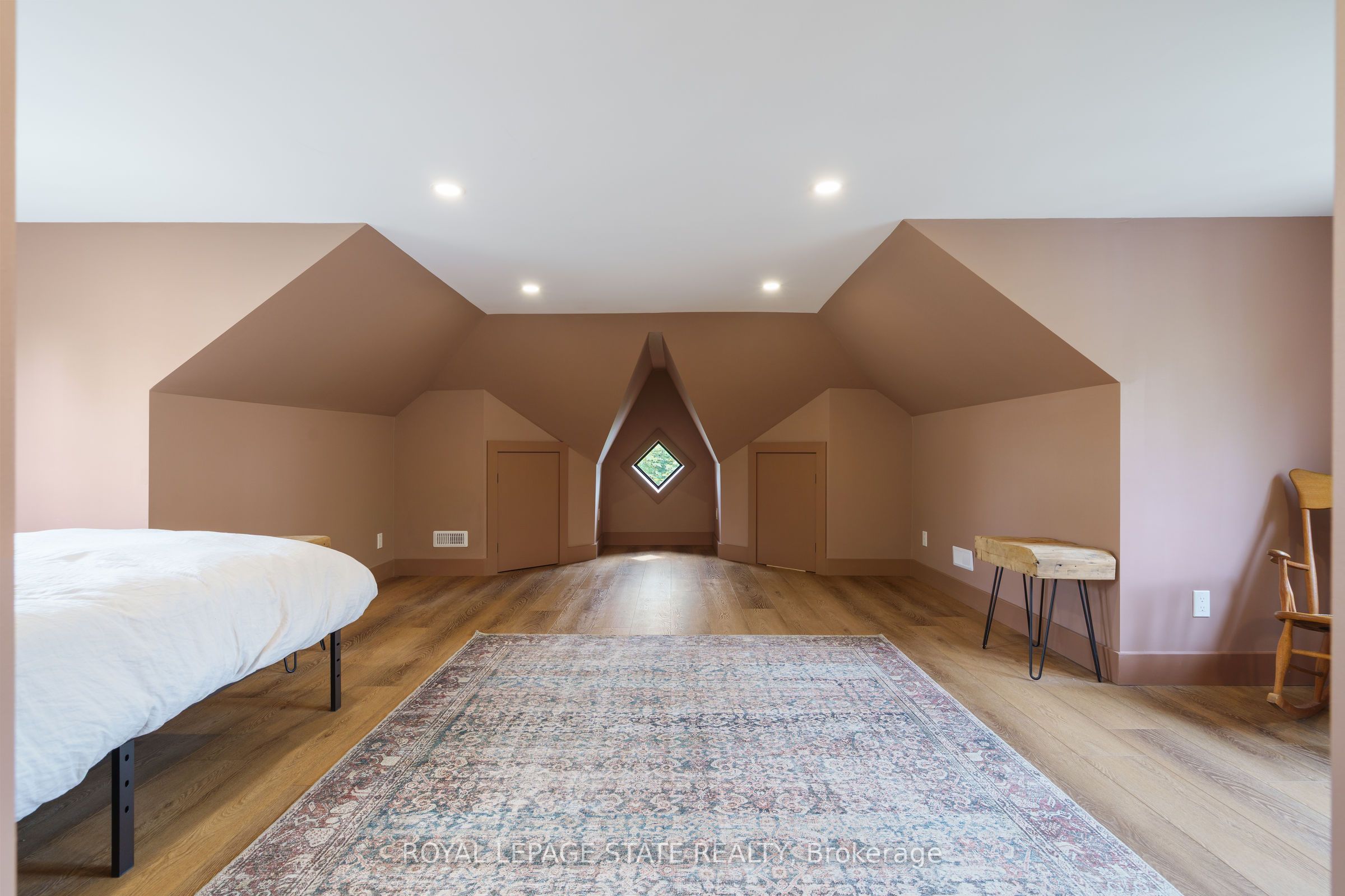 51 Terrace Hill Street Property Photo 39