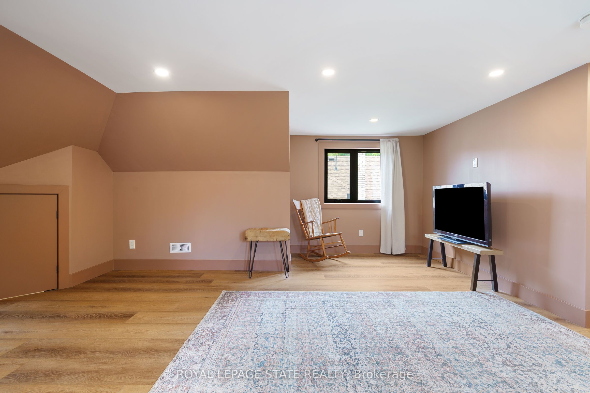 51 Terrace Hill Street Property Photo 42