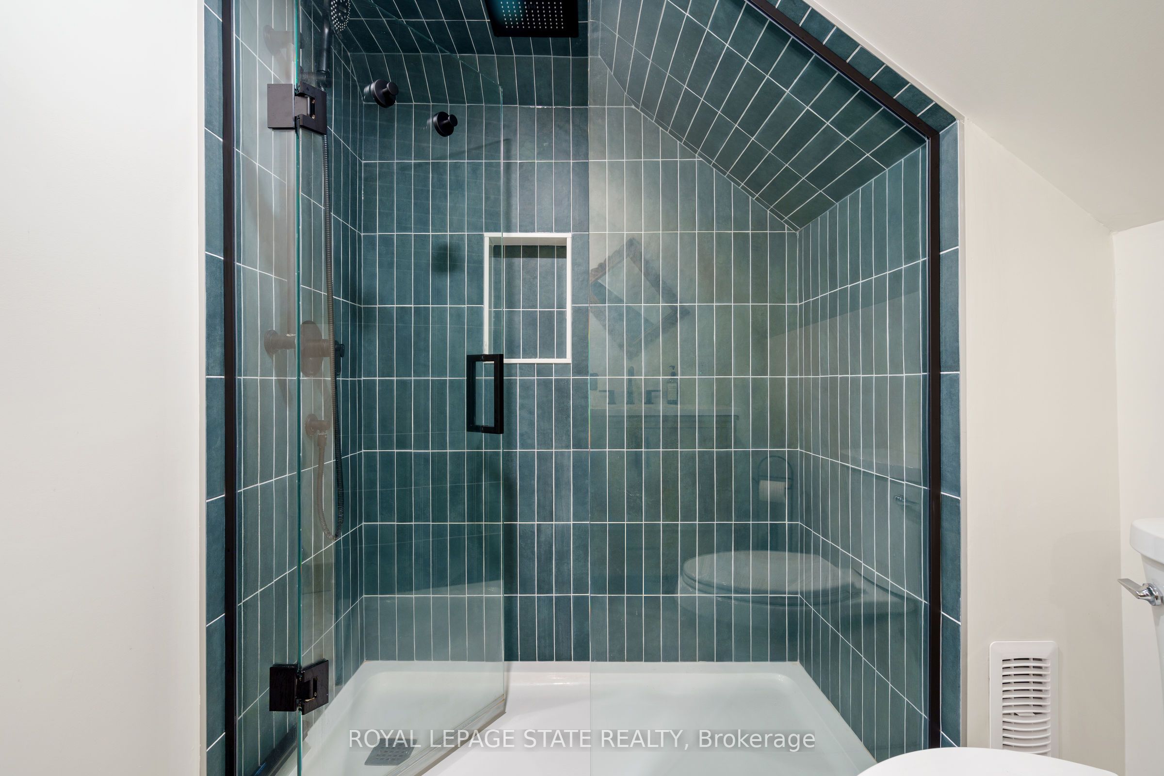 51 Terrace Hill Street Property Photo 44