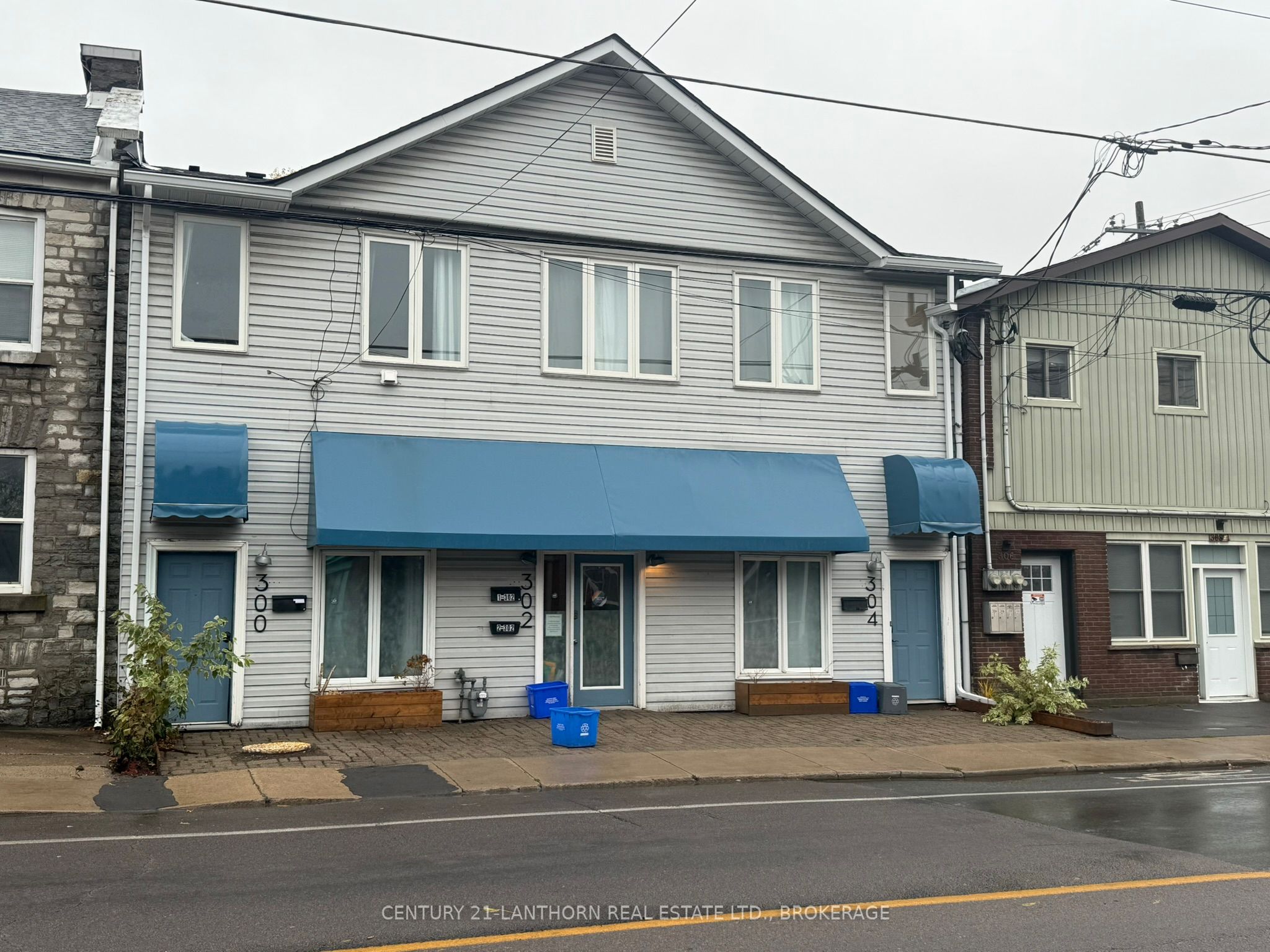 302 Montreal Street 2 Property Photo 1