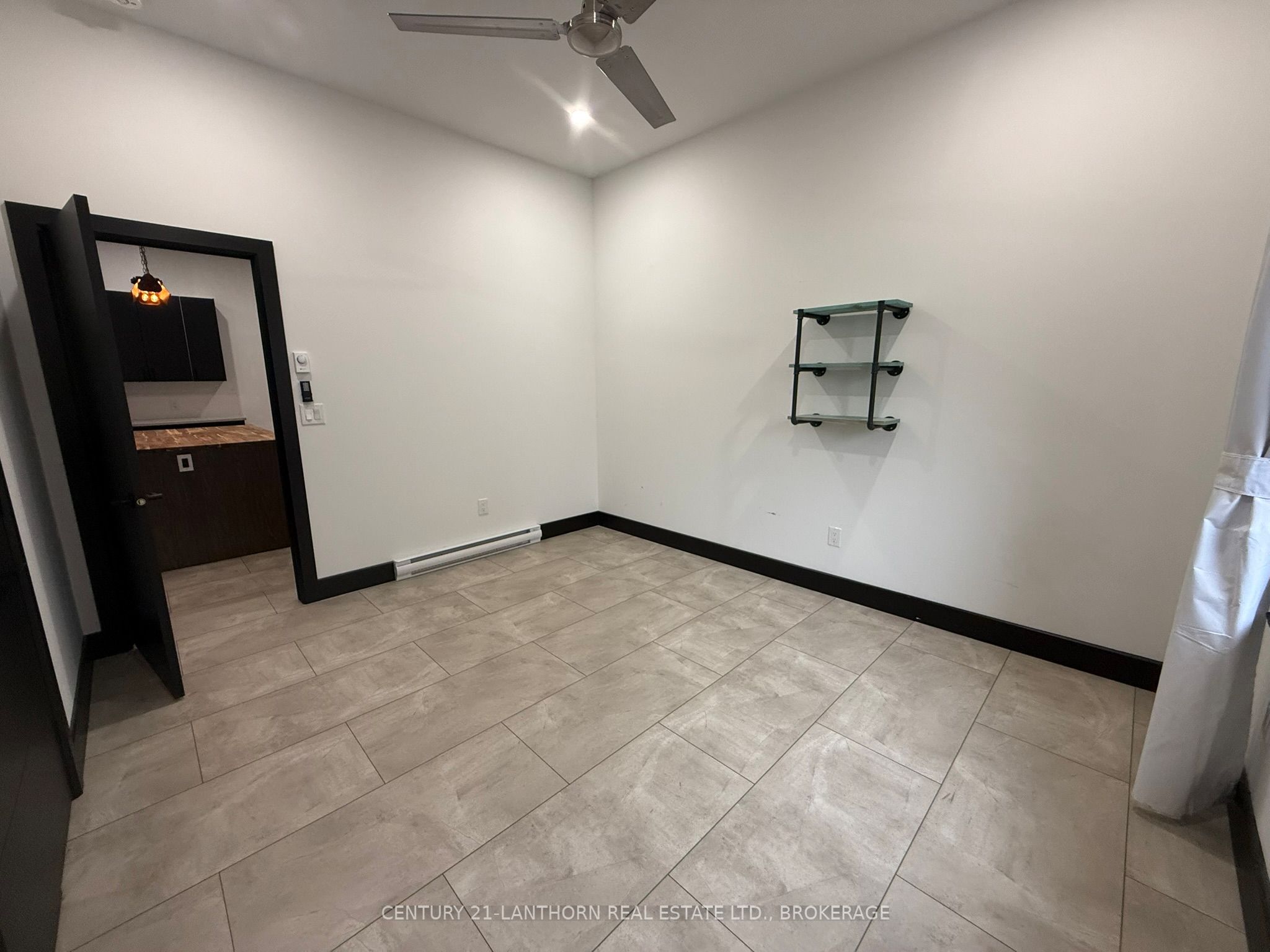 302 Montreal Street 2 Property Photo 11