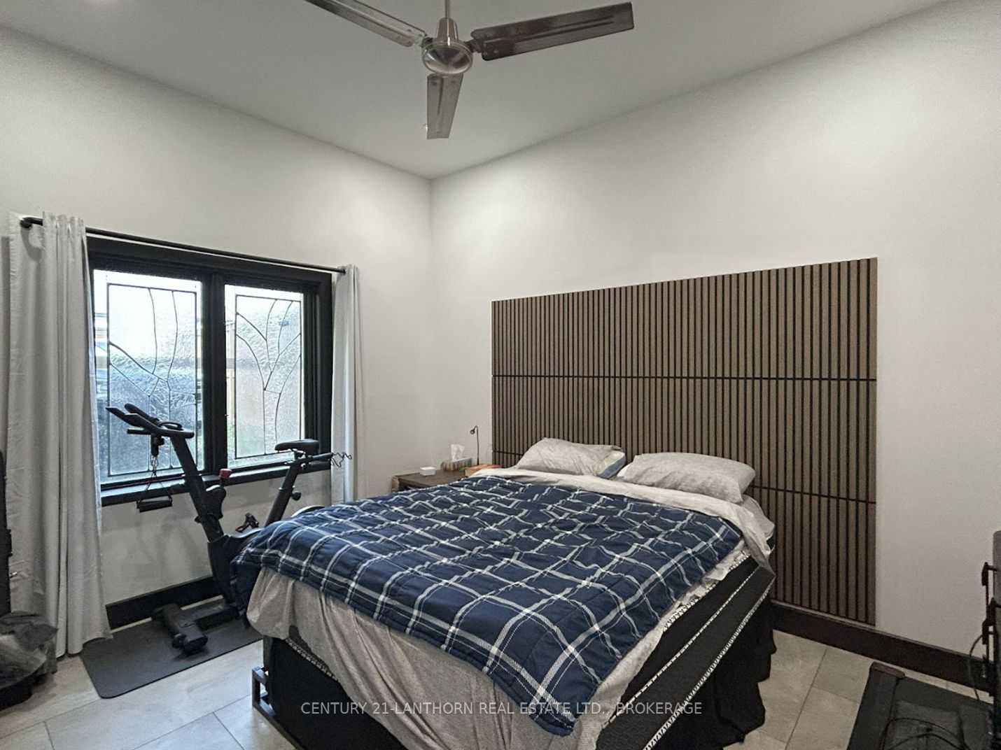 302 Montreal Street 2 Property Photo 14