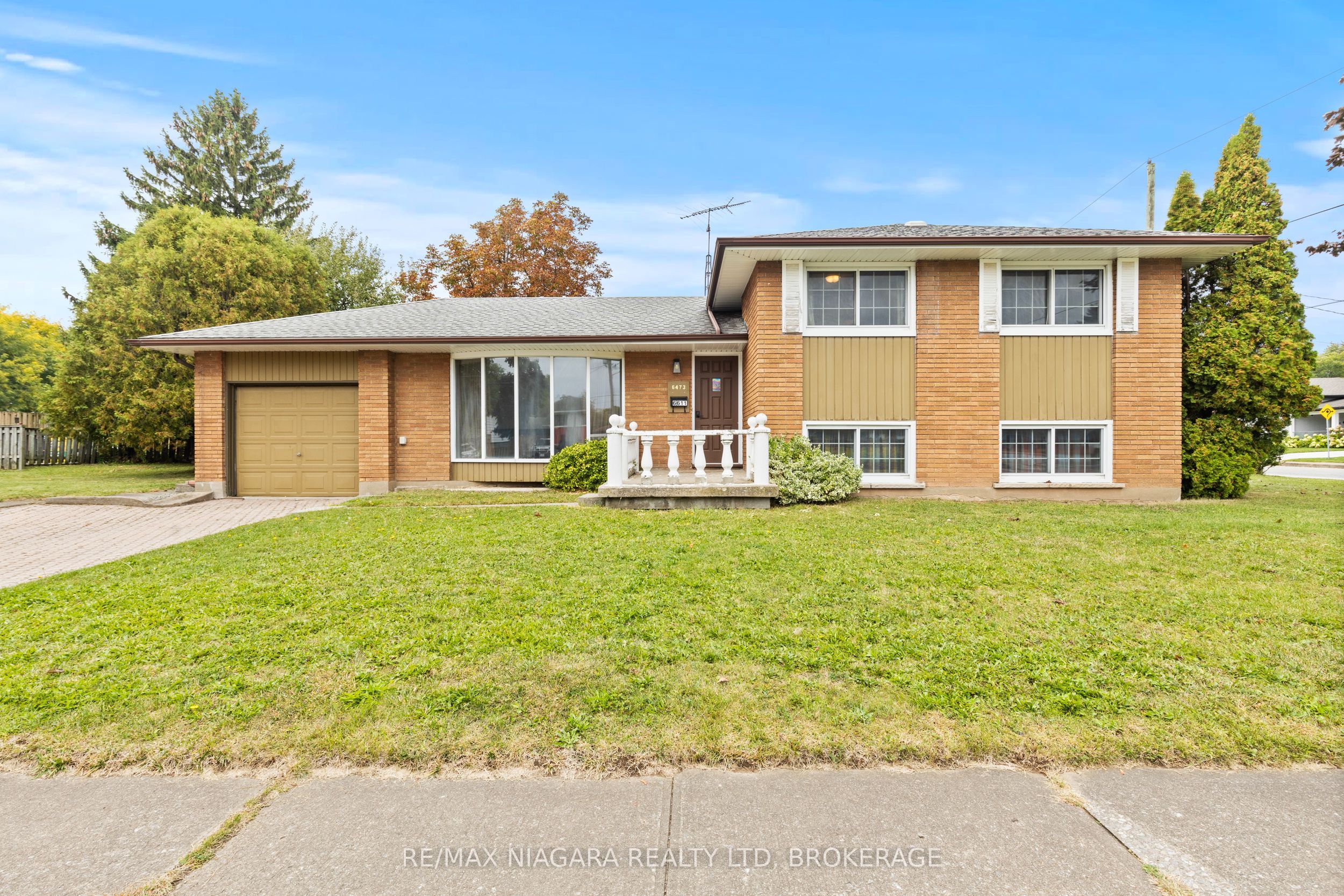 6611 Margaret Street Property Photo 1