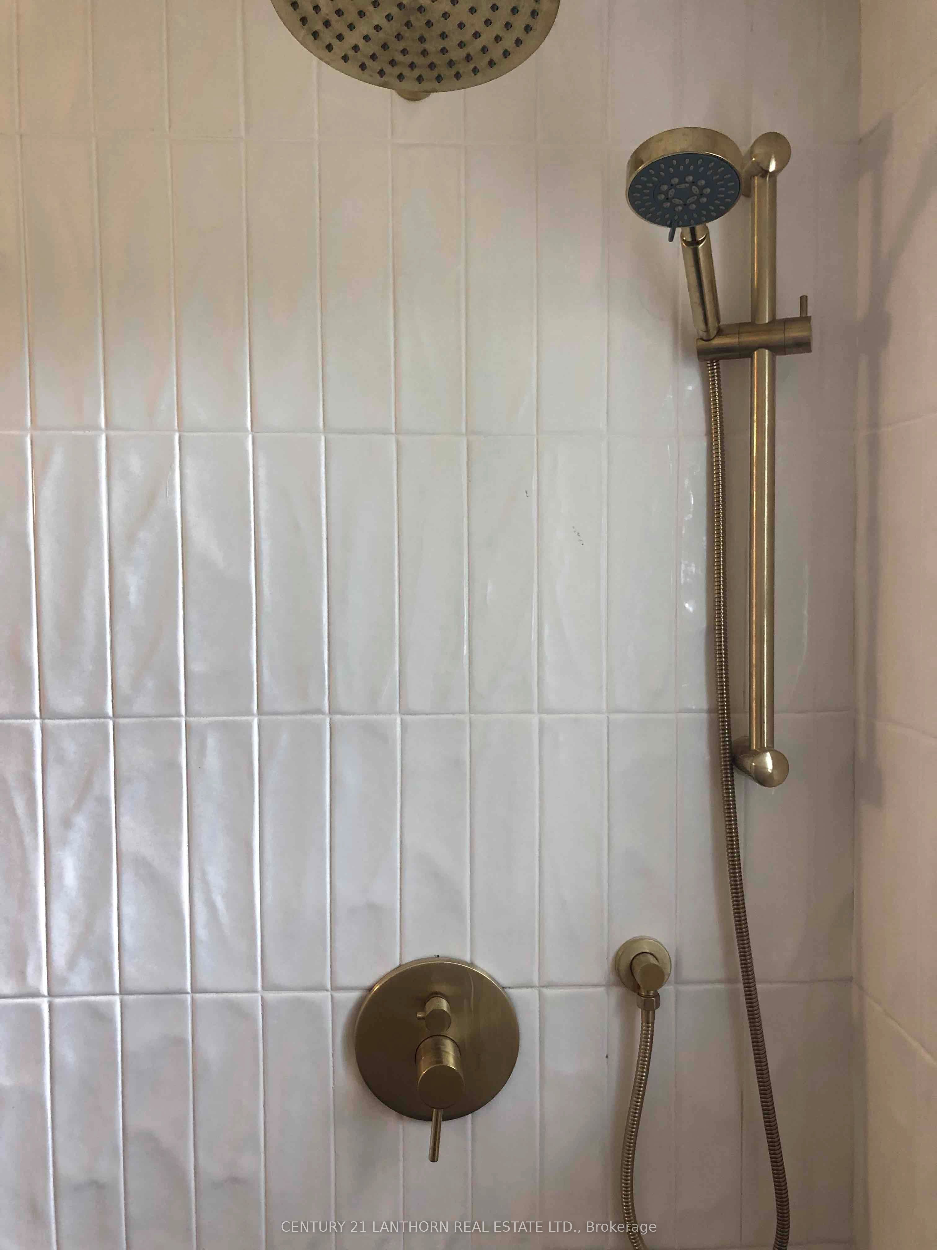 210 Melville Road Property Photo 12