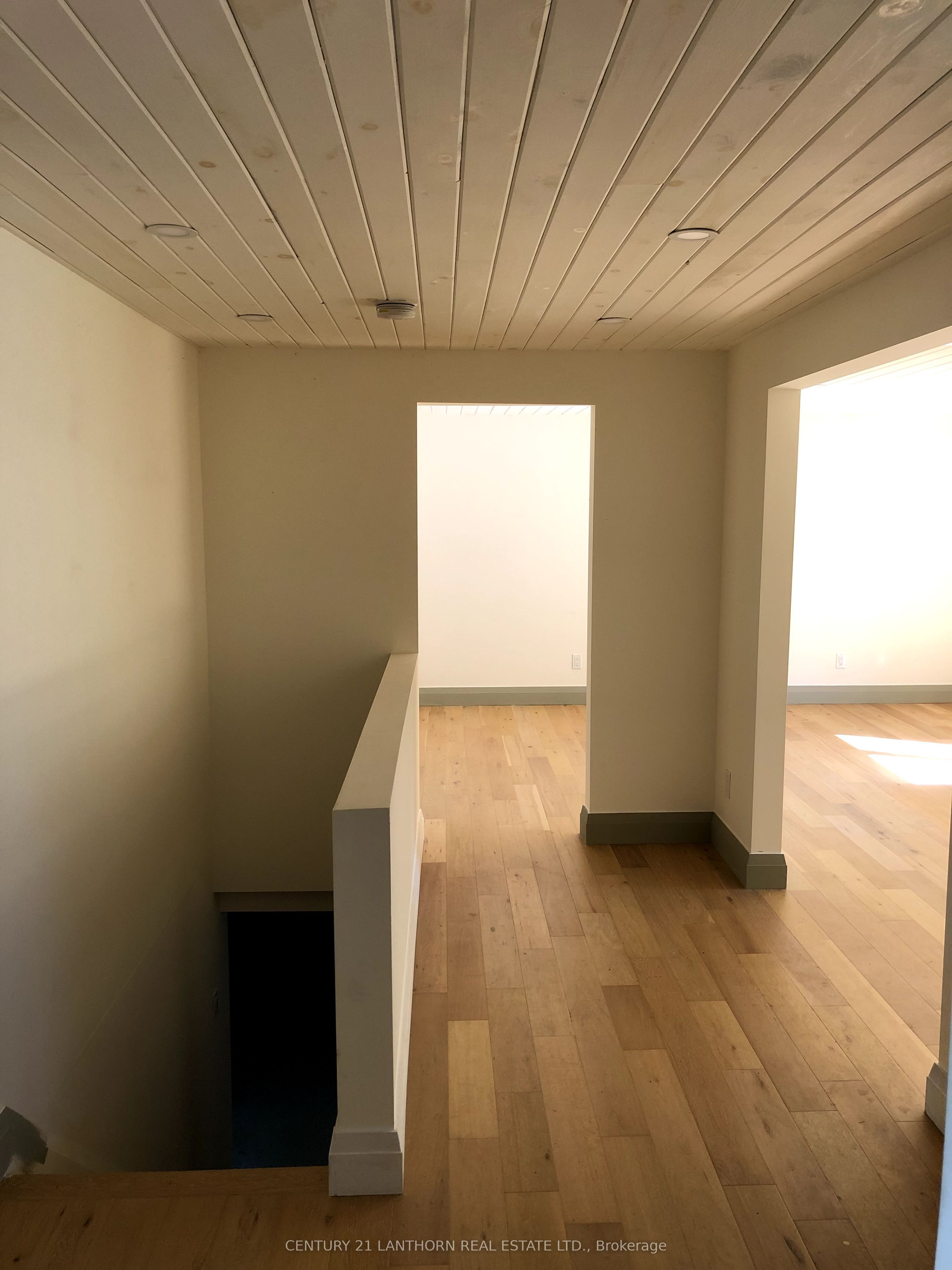 210 Melville Road Property Photo 15